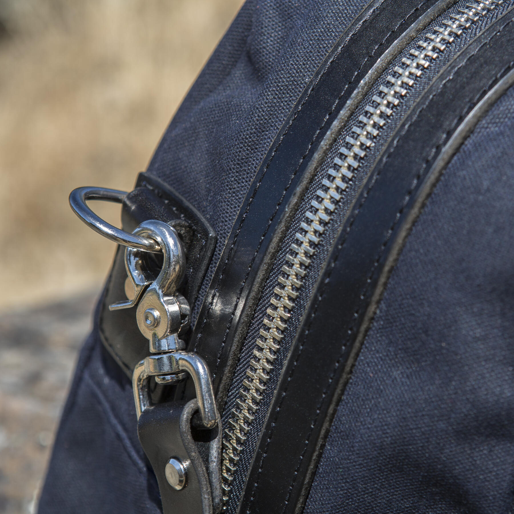 gustin classic duffel - waxed navy
