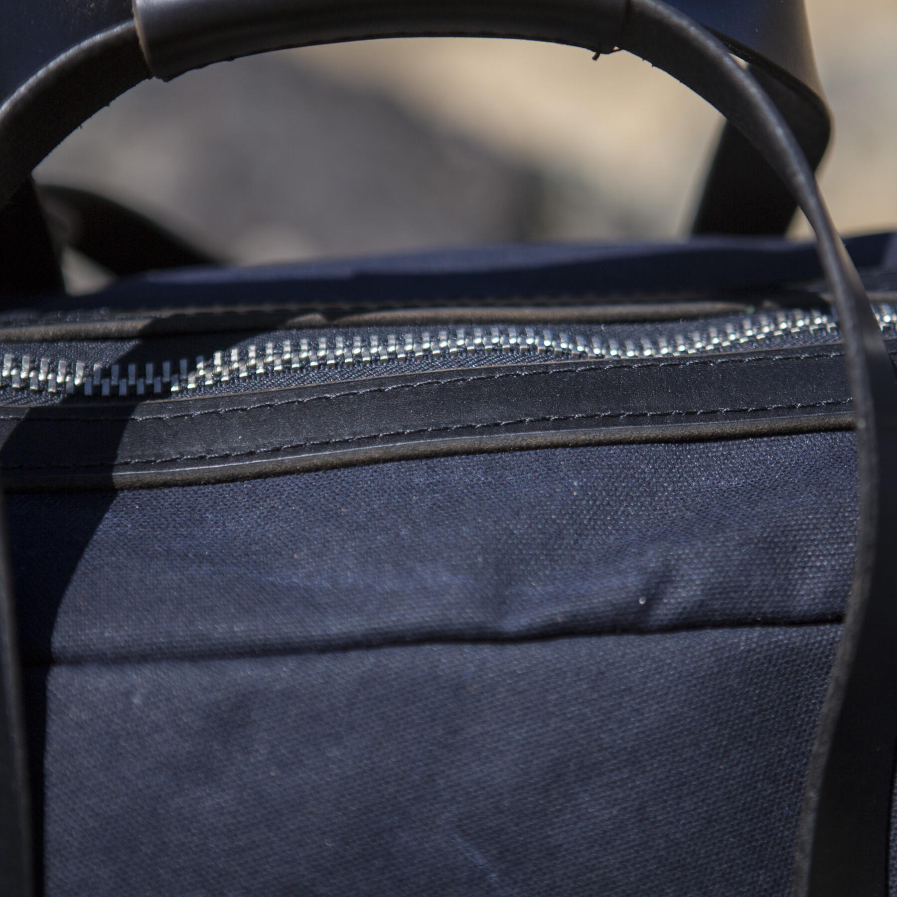 gustin classic duffel - waxed navy