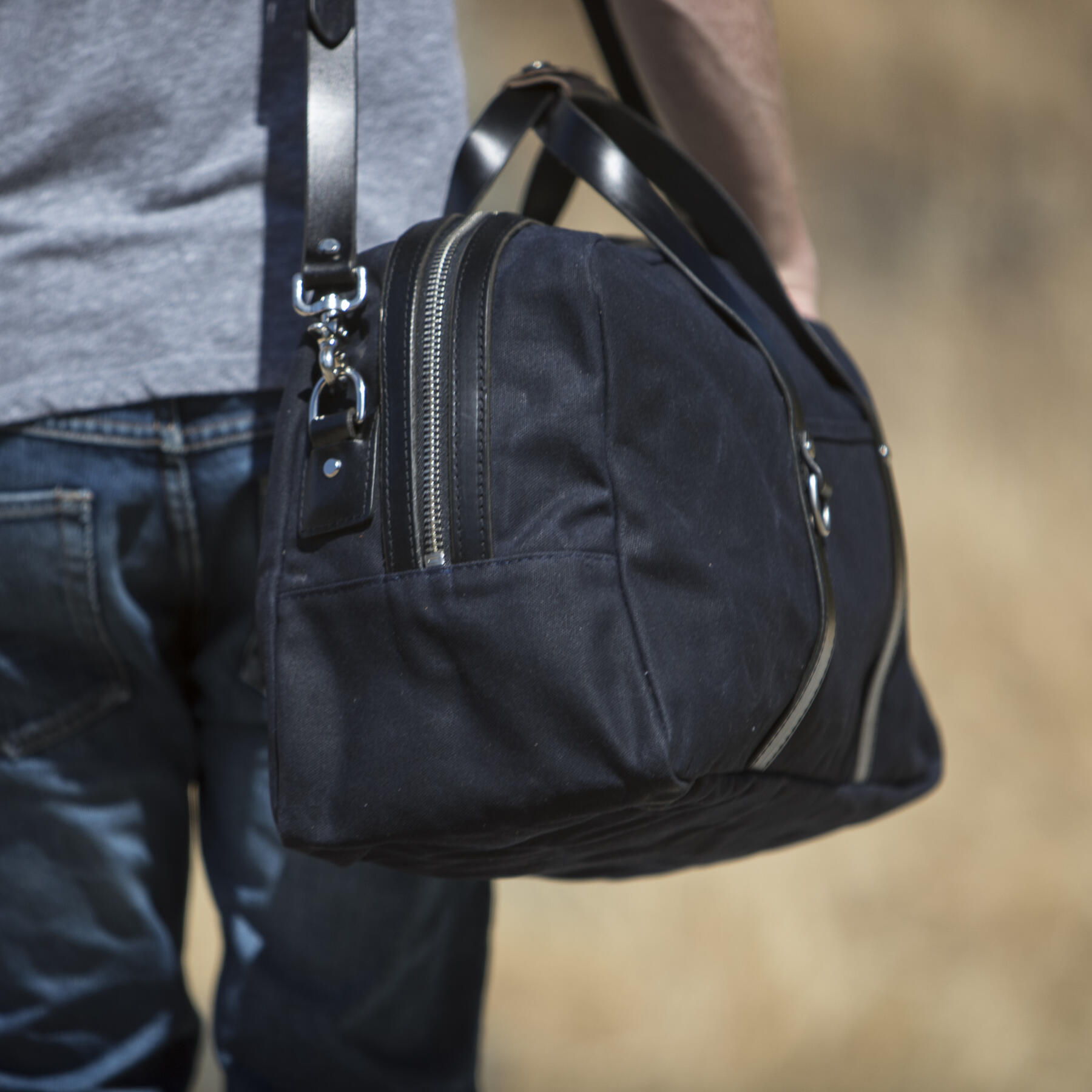 gustin classic duffel - waxed black