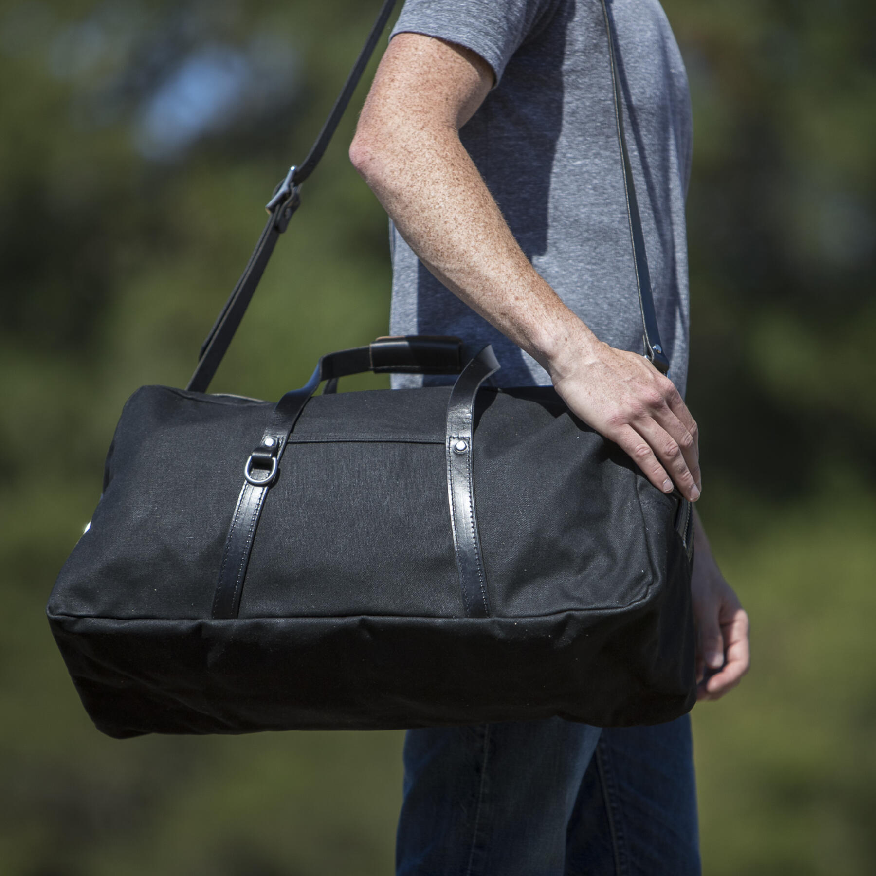 gustin classic duffel - waxed black