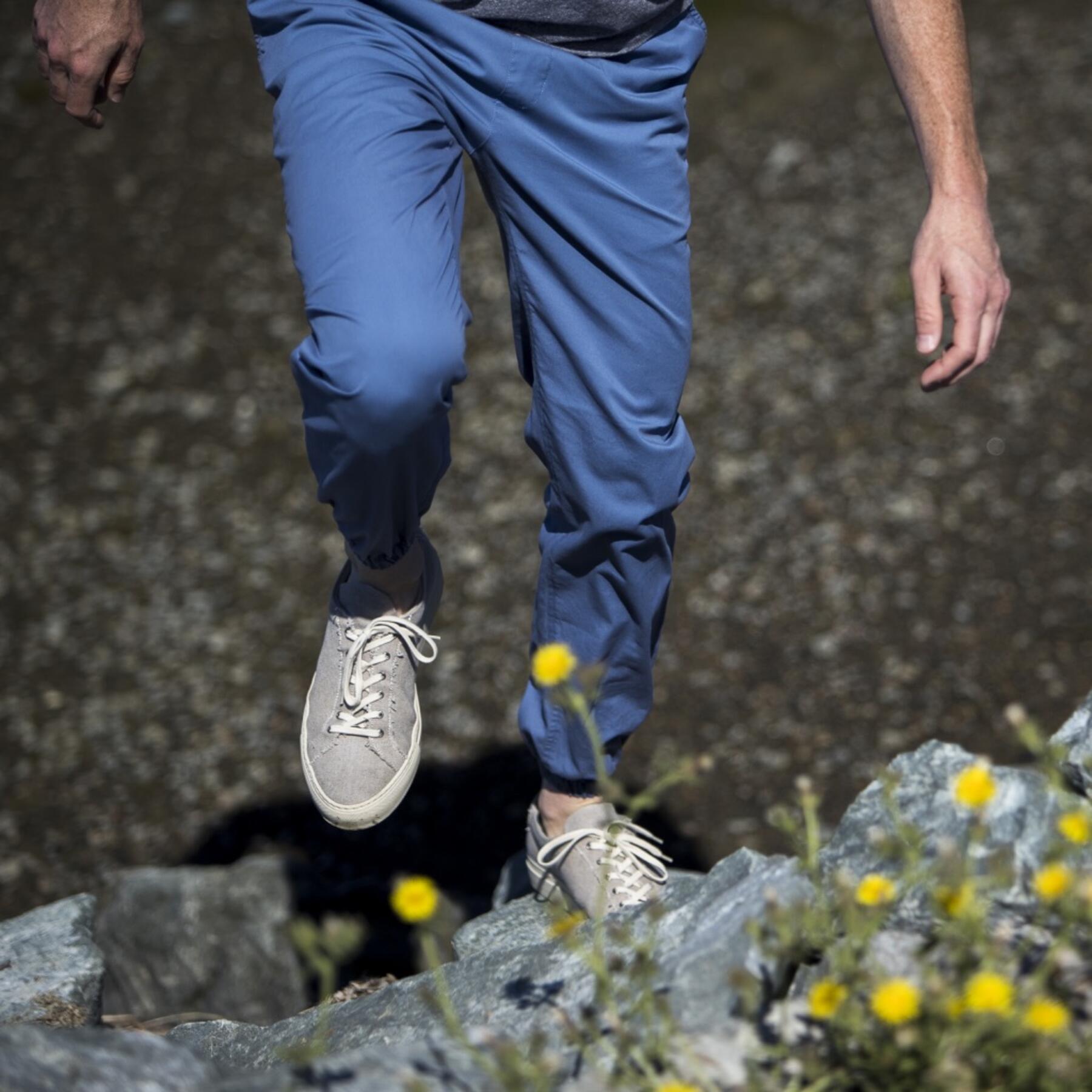 gustin american twill joggers - powder blue