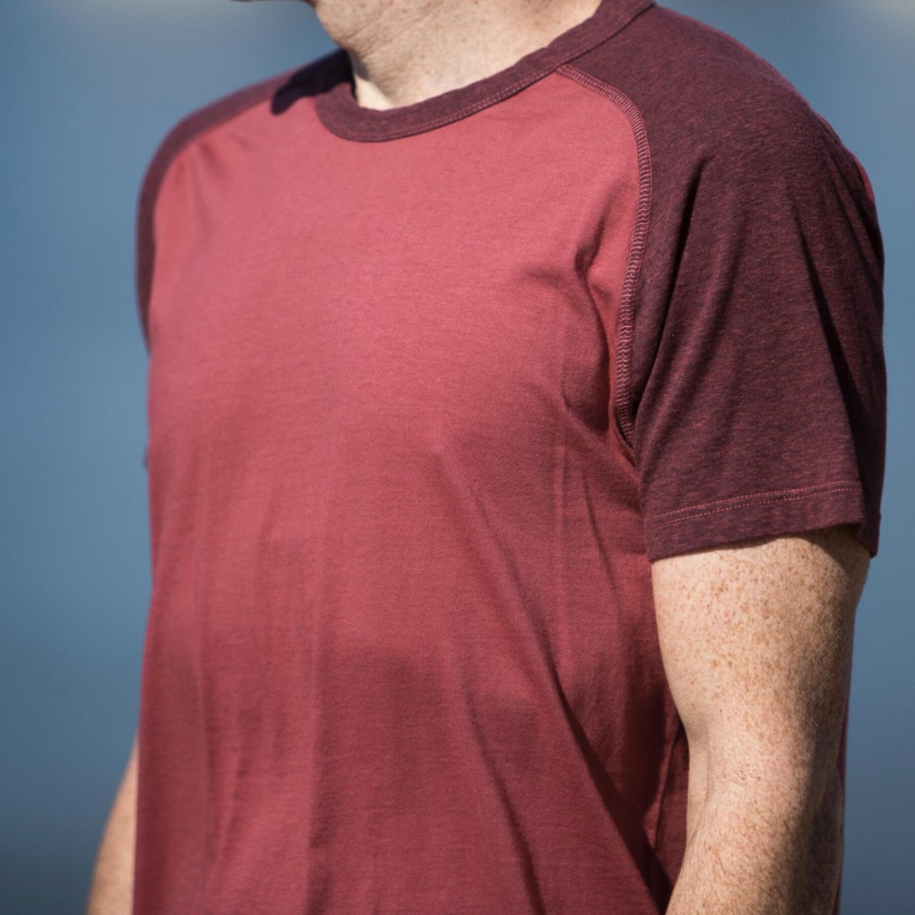 gustin red raglan t-shirt