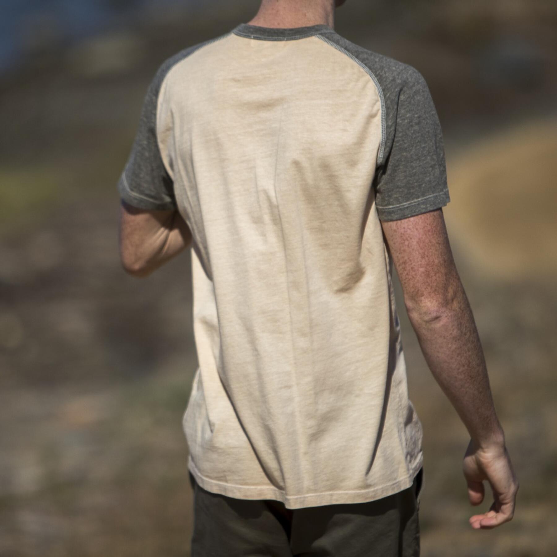 gustin natural raglan t-shirt