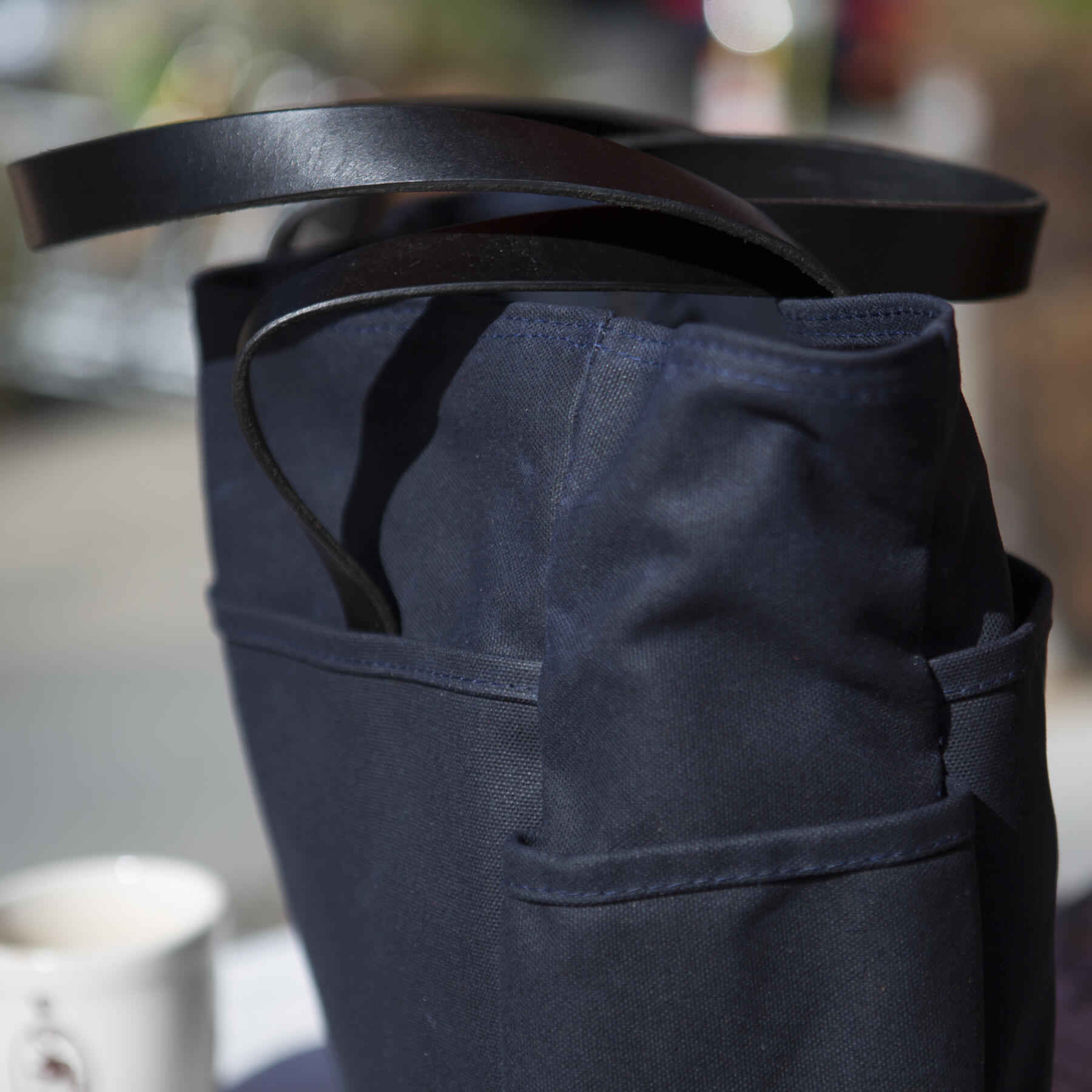 gustin the classic tote - waxed navy