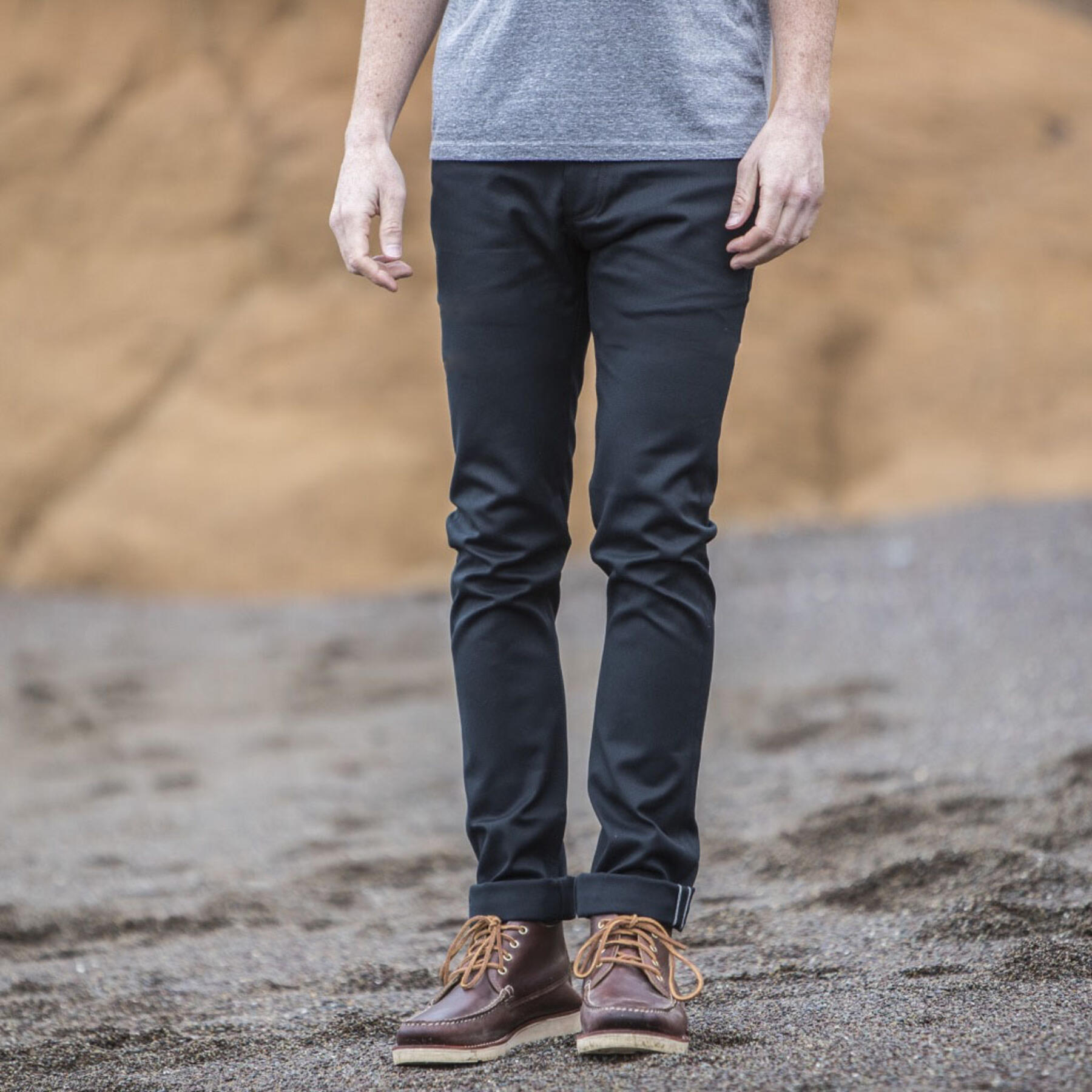 gustin #369 japan selvedge bedford corduroy - black
