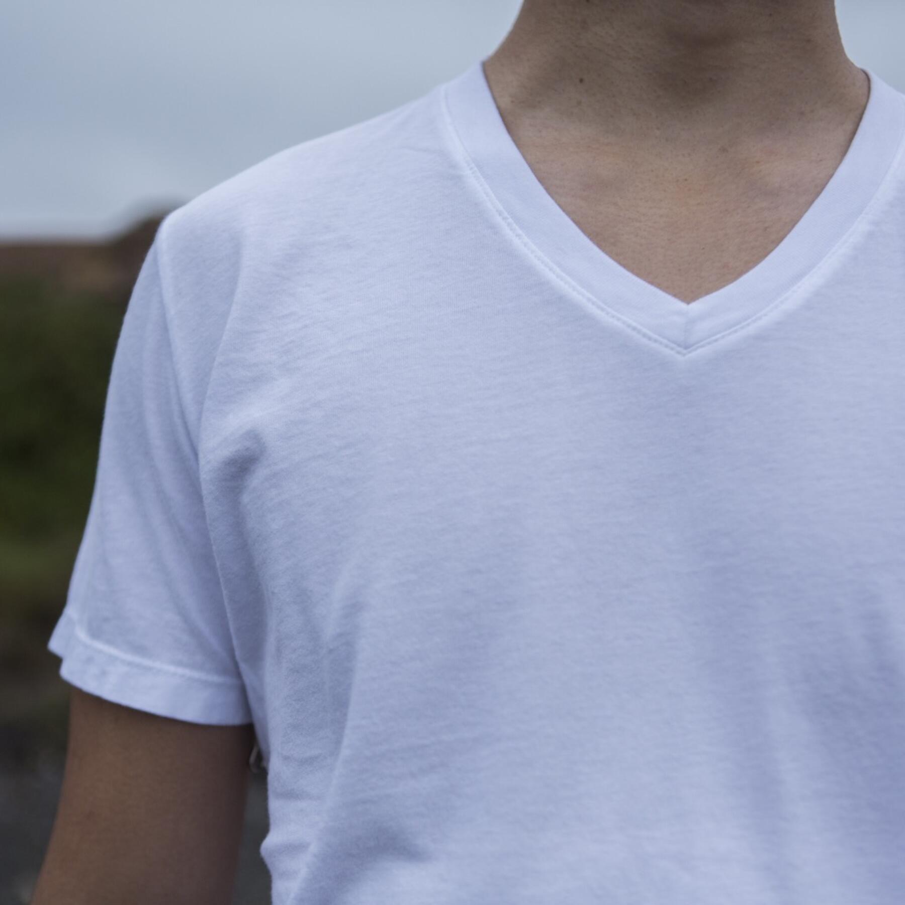 gustin usa v-neck 3 pack (white, black, heather grey)