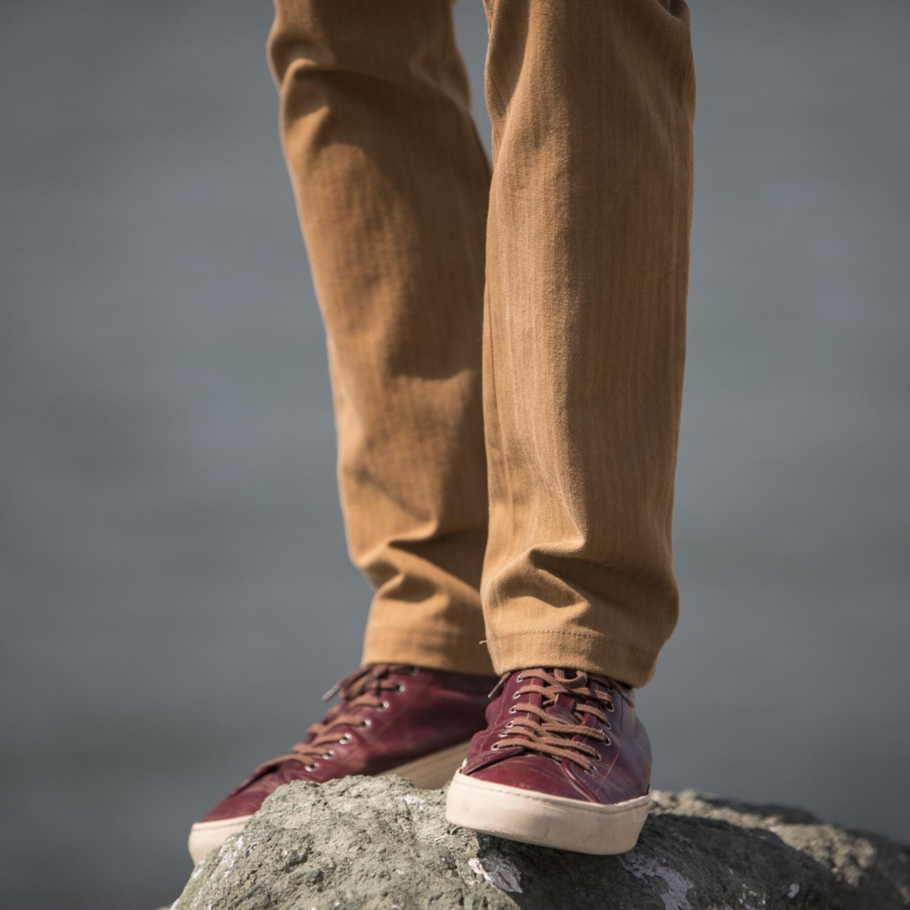 gustin #144 japan camel herringbone chinos