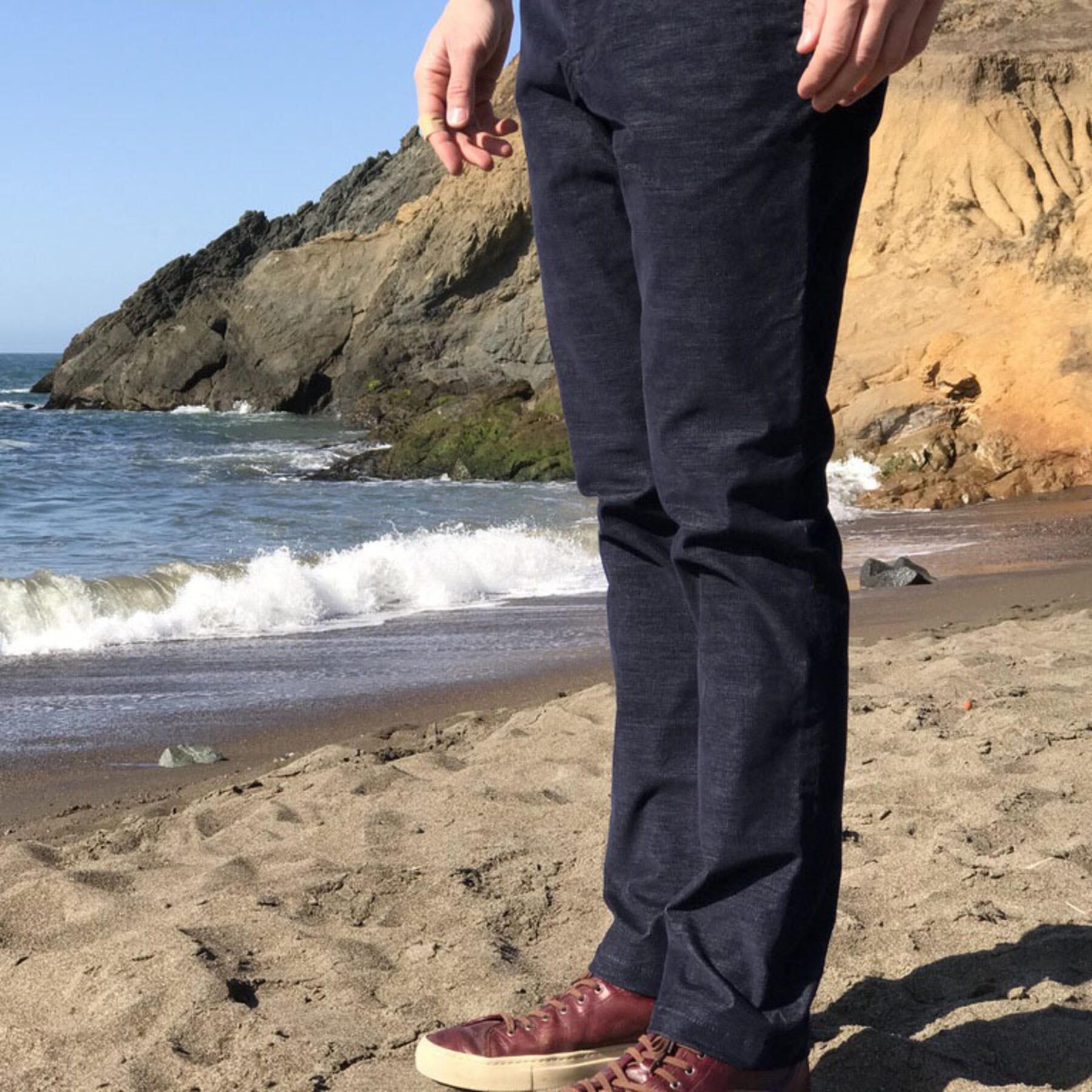 gustin #152 navy stretch corduroy chinos