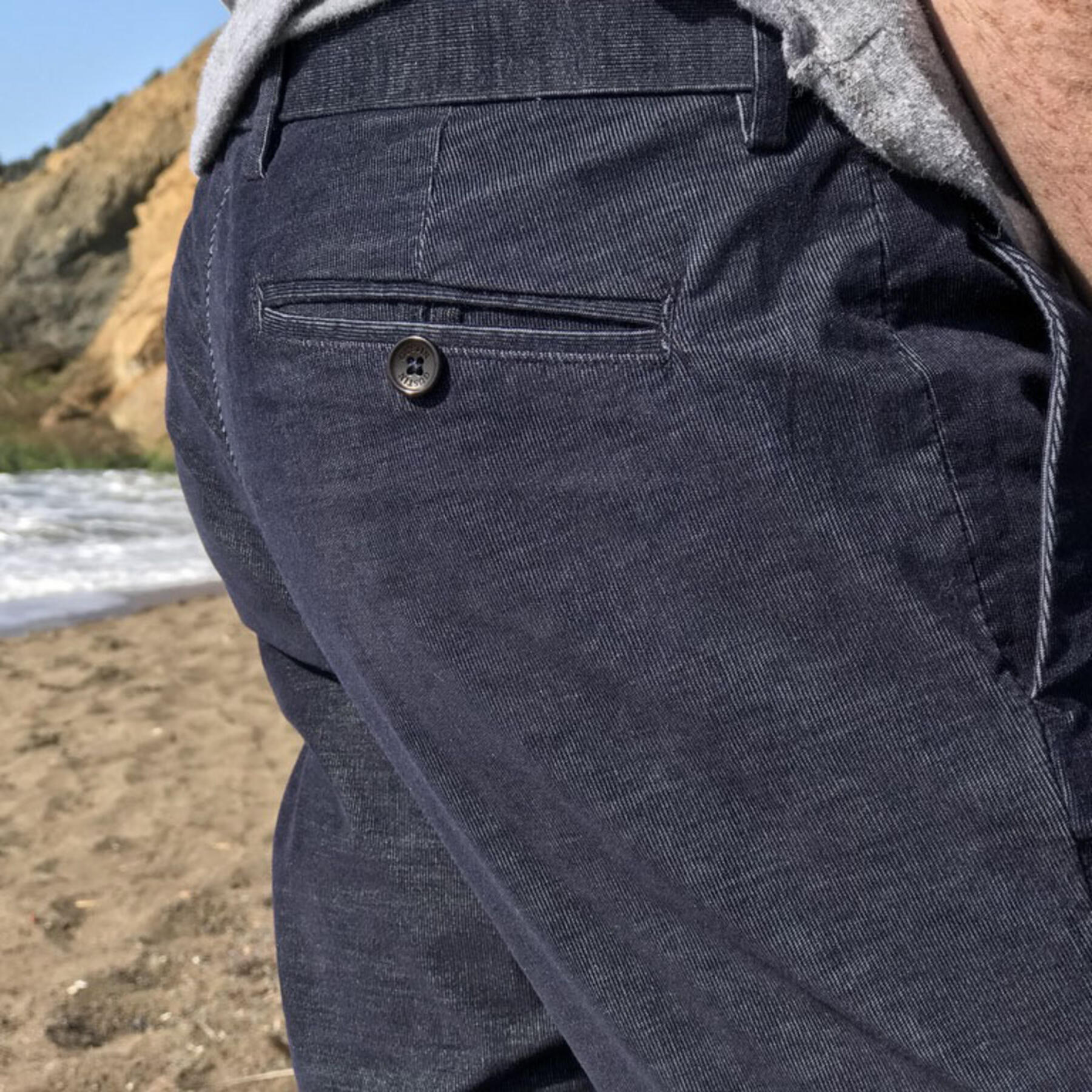 gustin #152 navy stretch corduroy chinos