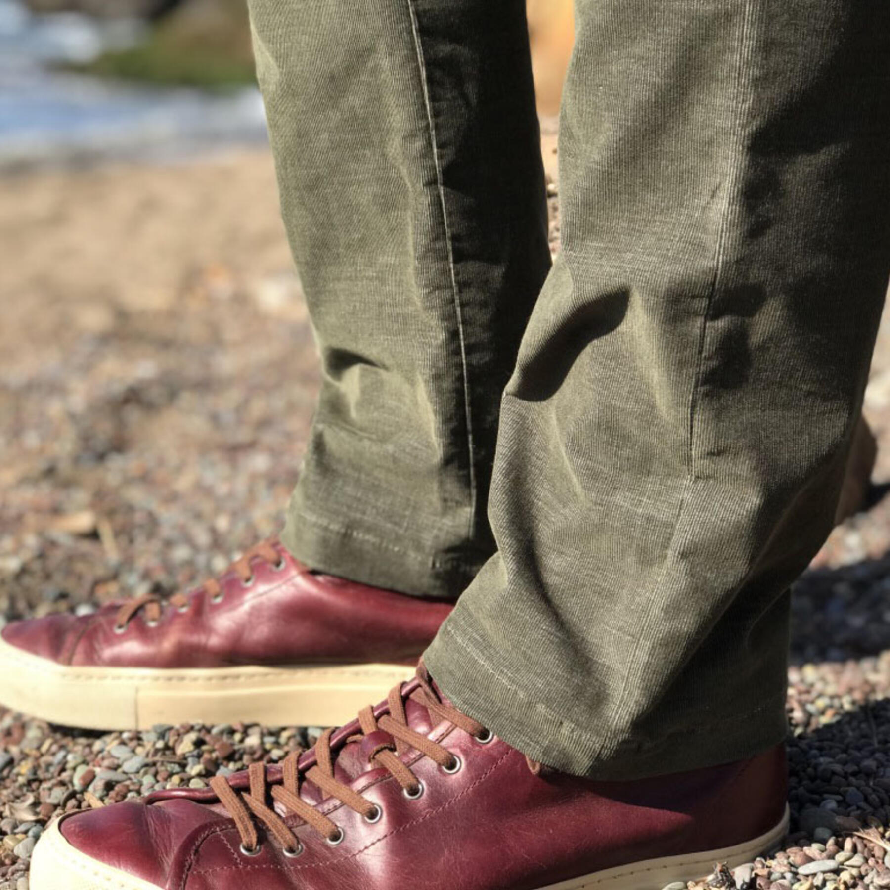 gustin #153 olive stretch corduroy chinos