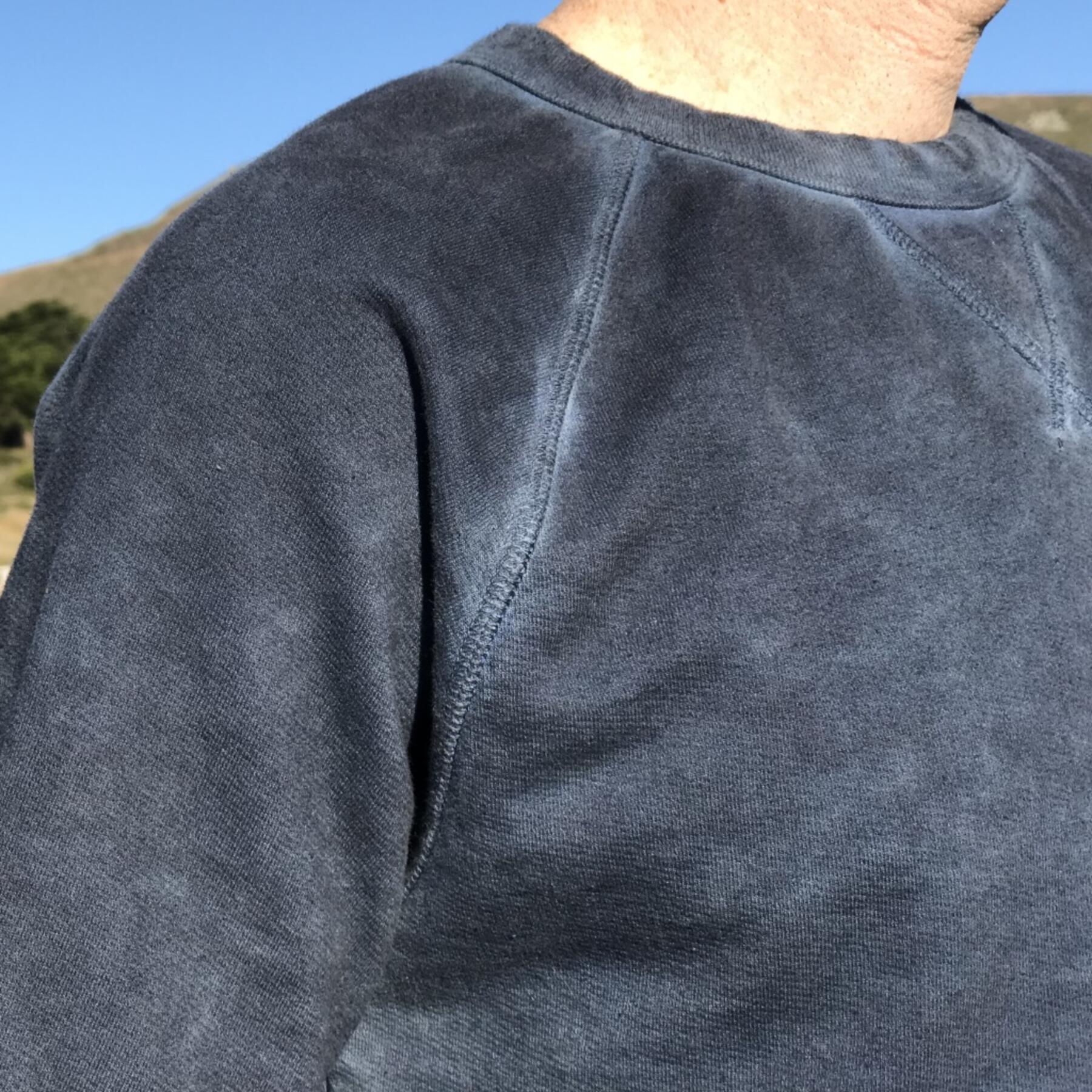 gustin oil washed sweatshirt - navy