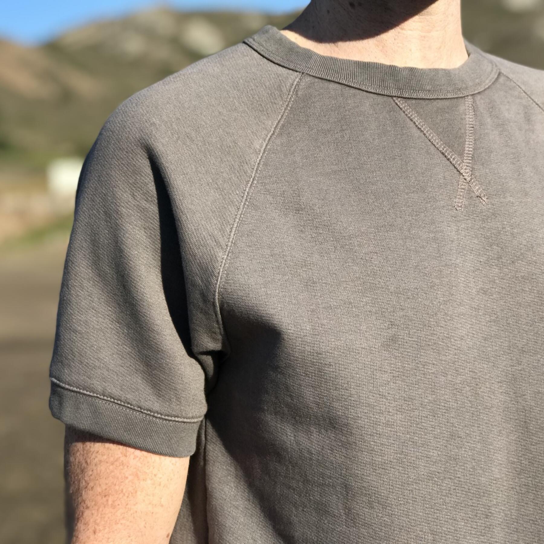 gustin short sleeve sweatshirt - mushroom