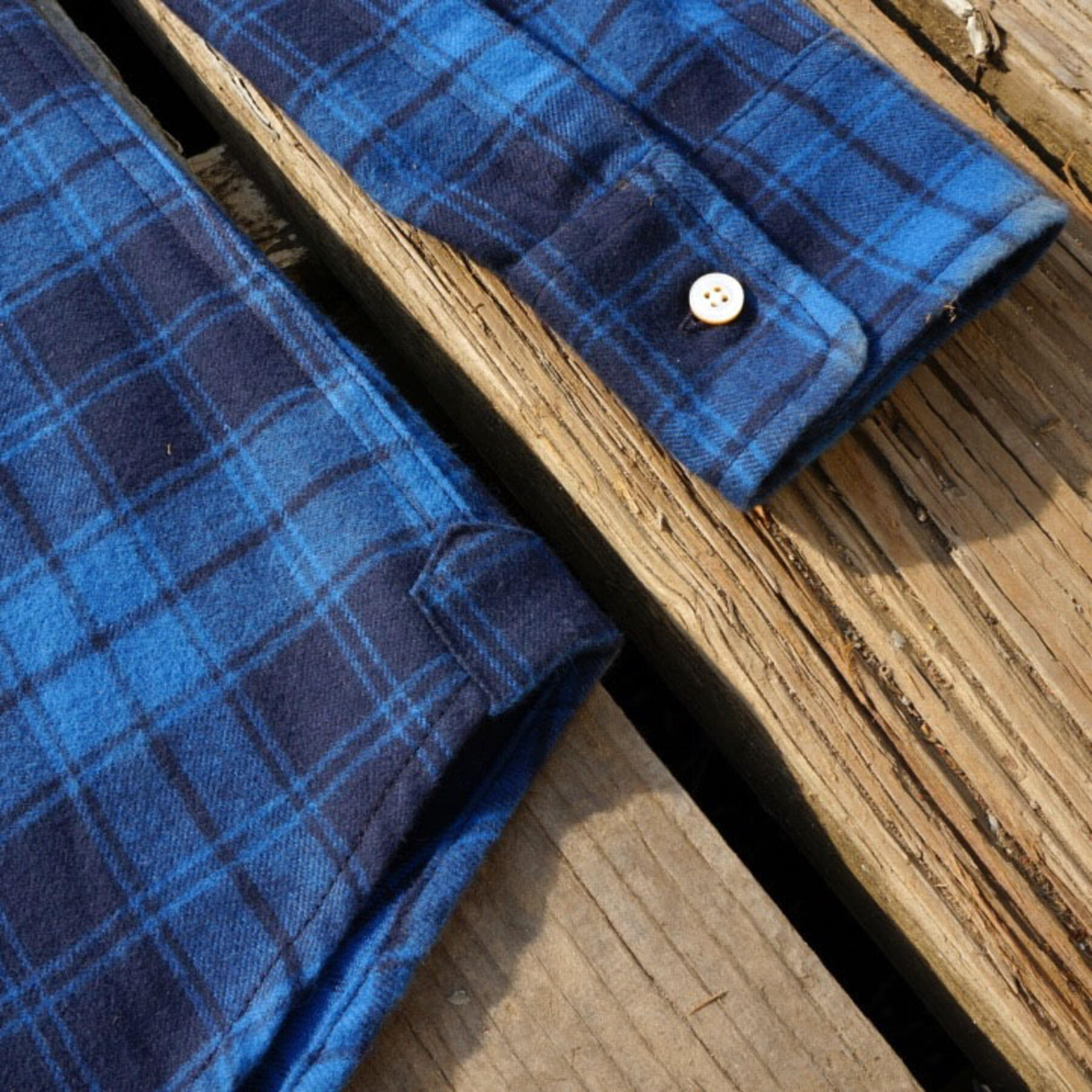 gustin #550 navy cobalt flannel