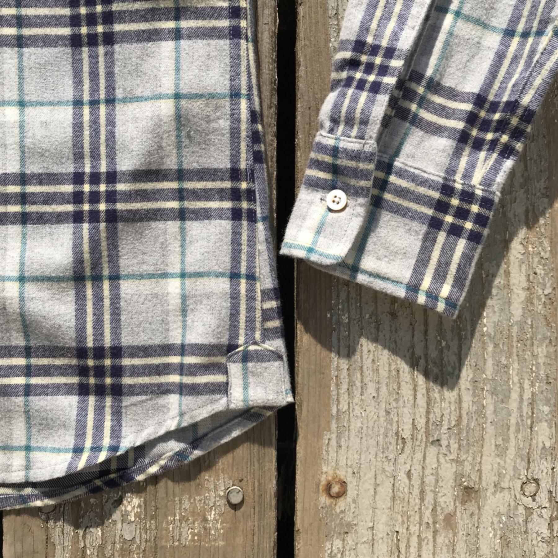 gustin #553 stone navy flannel