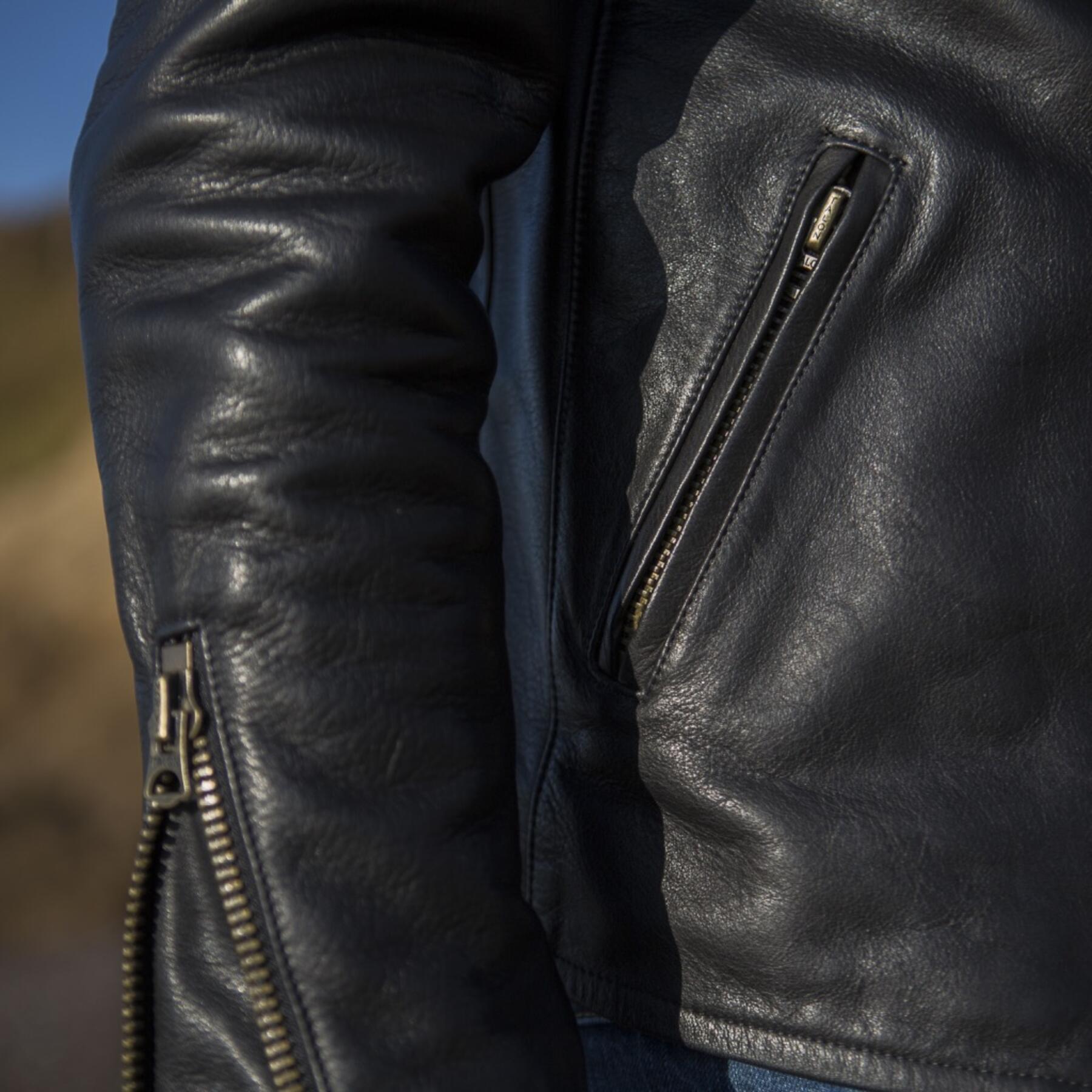gustin the l3 - black