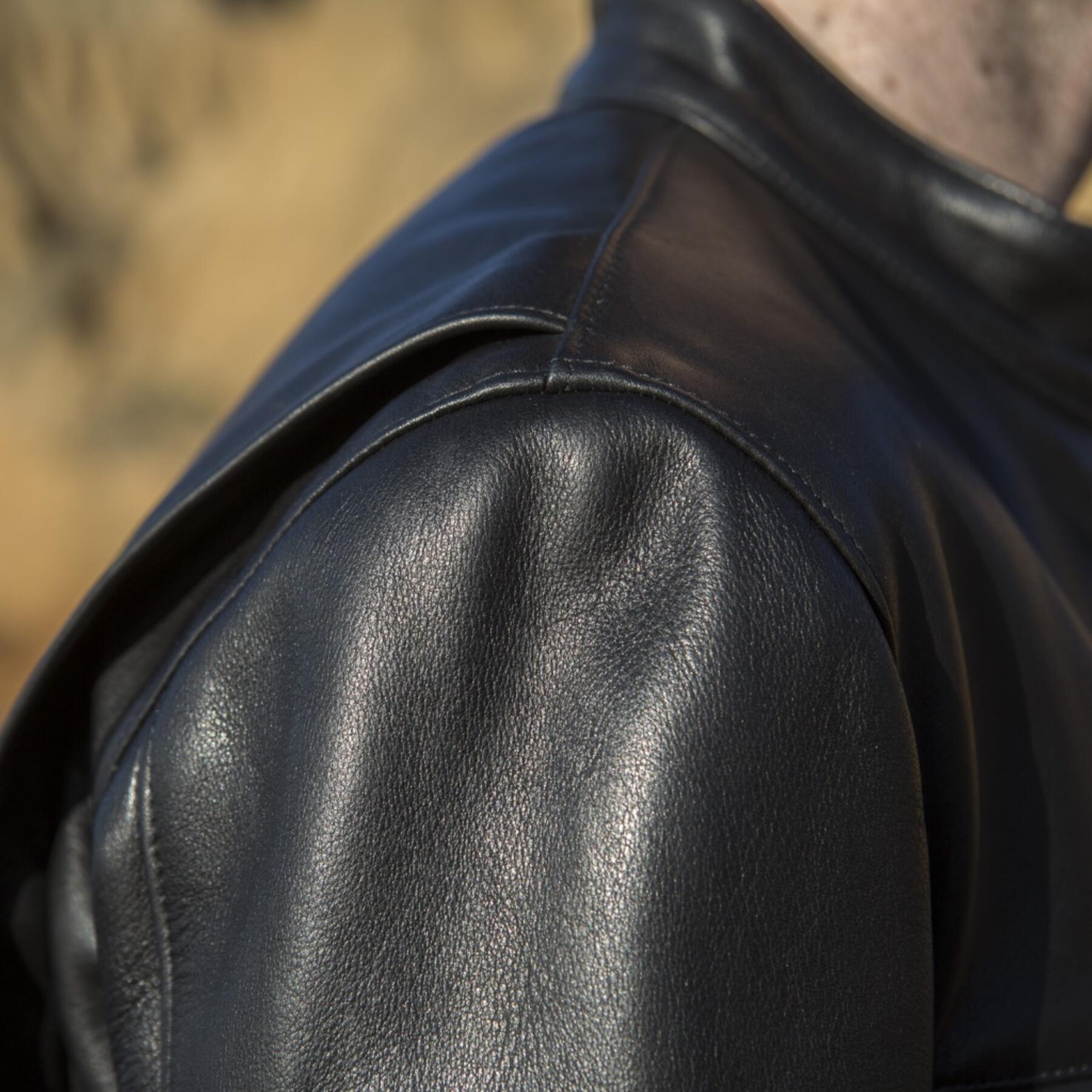 gustin the l3 - black