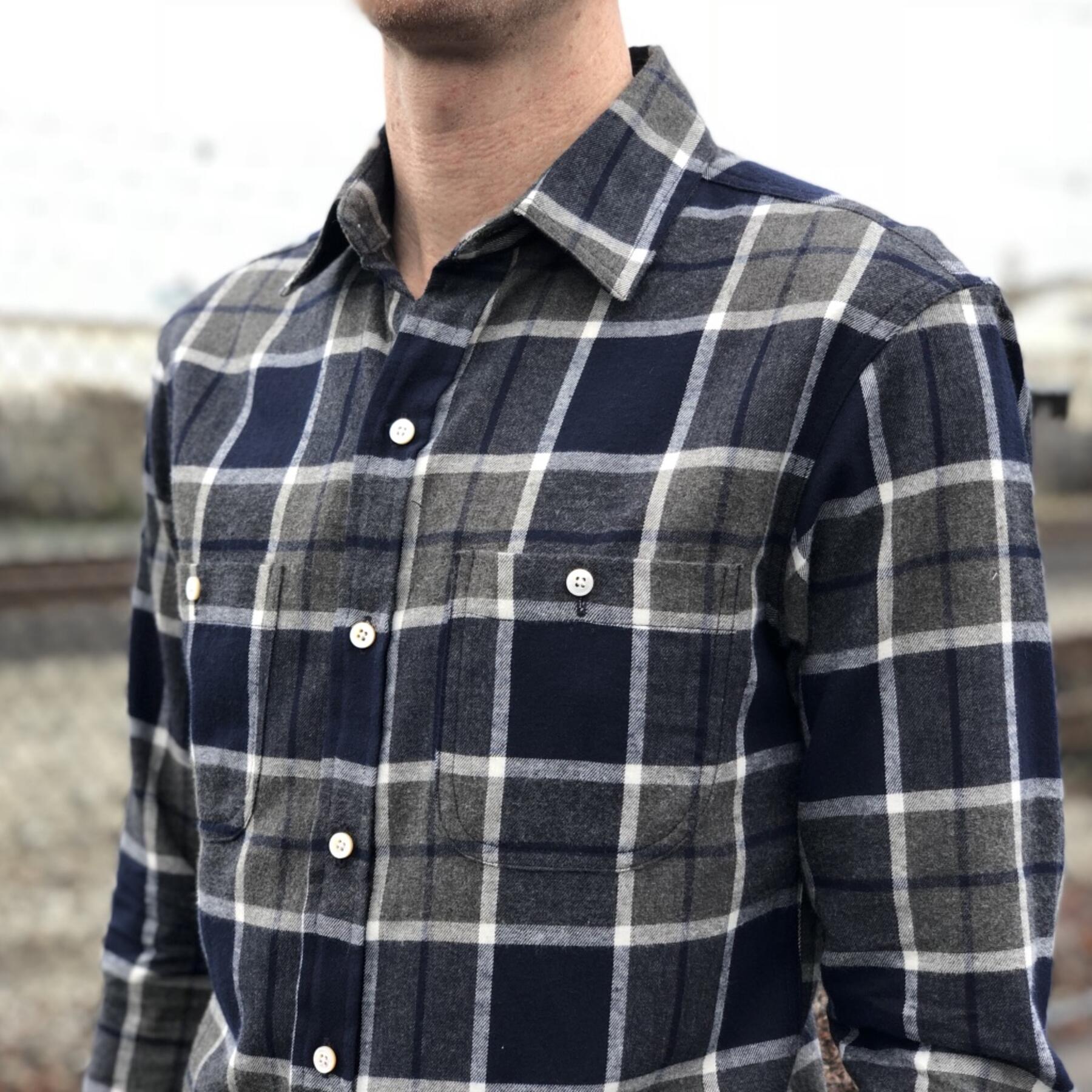 gustin #557 indigo charcoal flannel