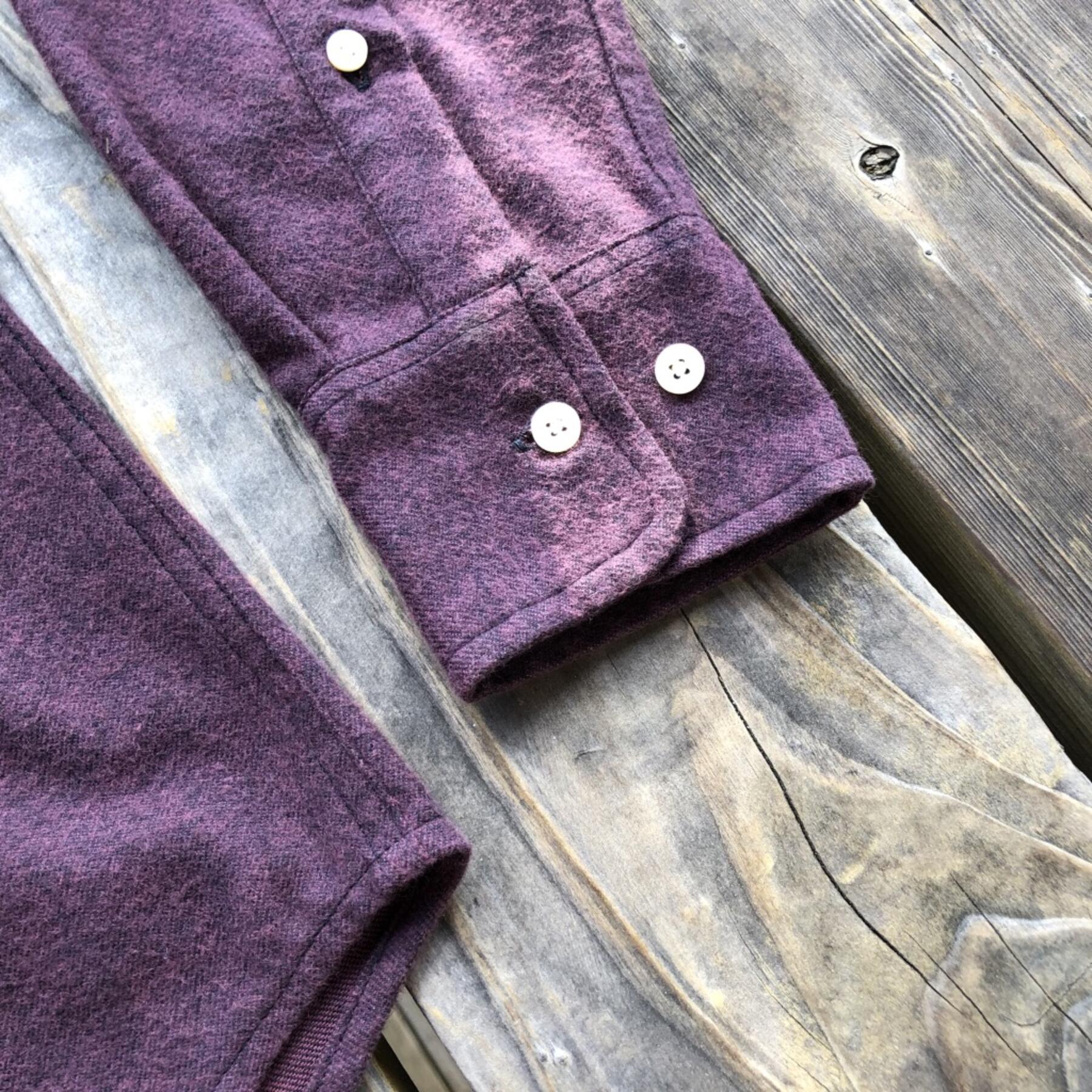 gustin #563 oxblood x black flannel