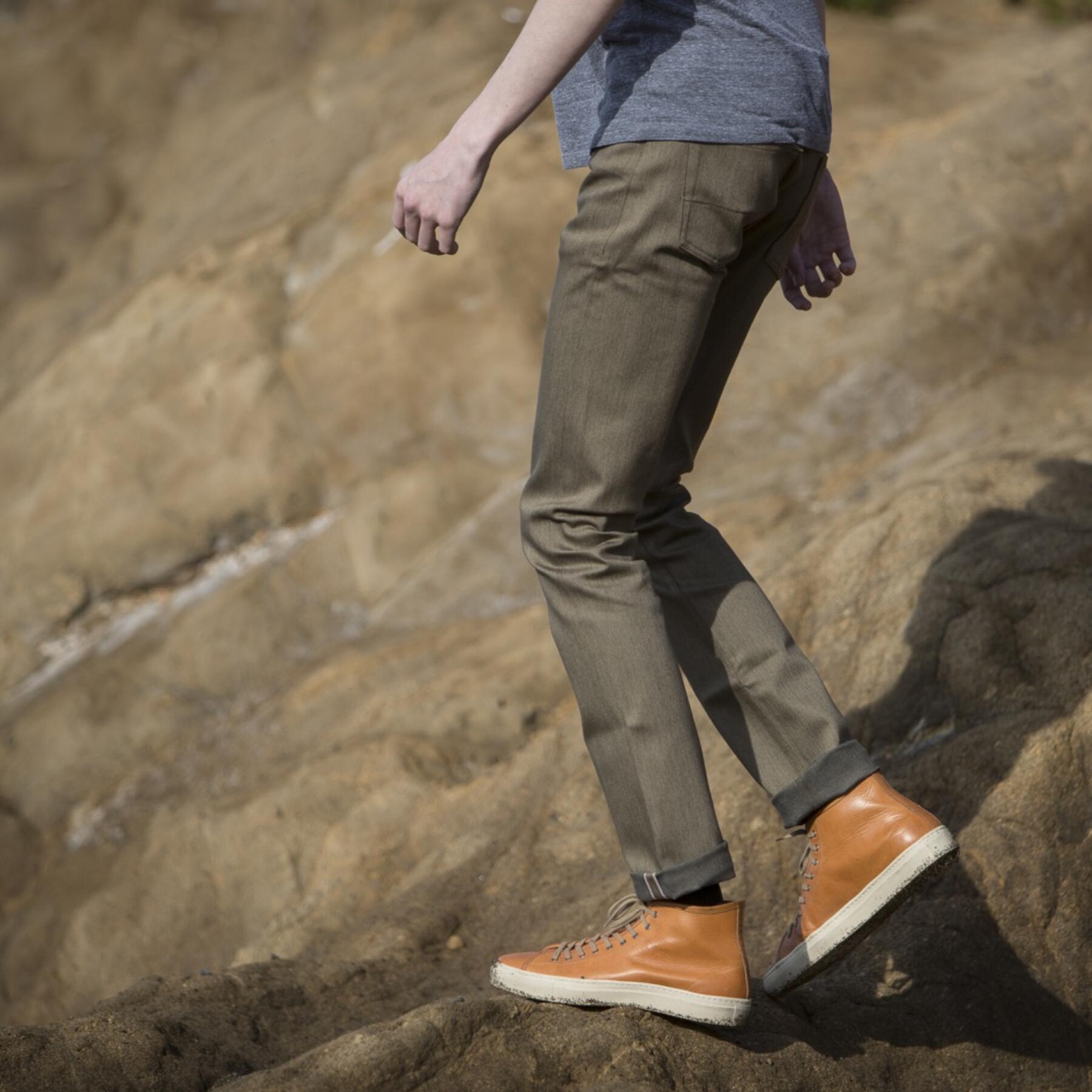 gustin #381 brownxblack stretch