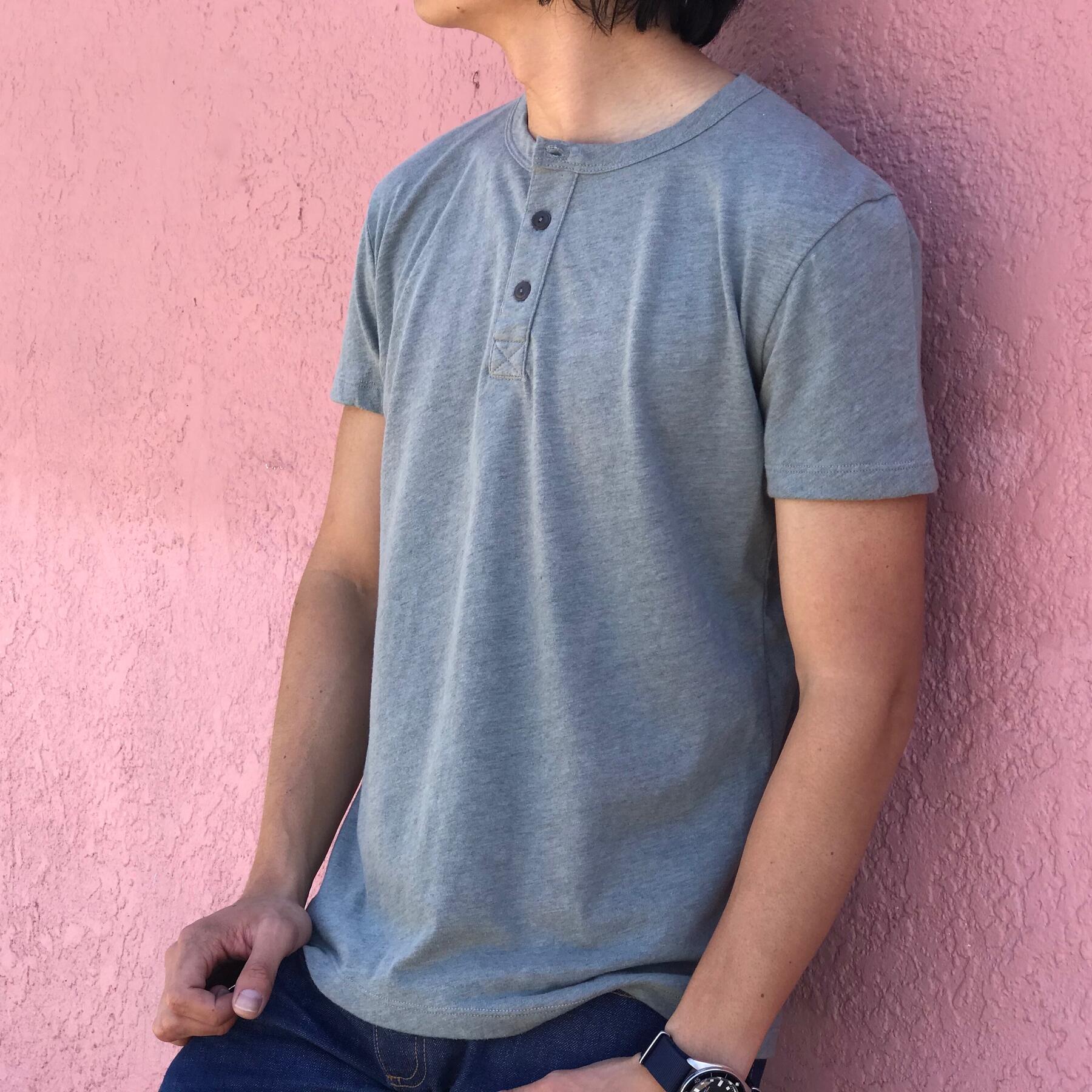 gustin heather short sleeve henley - faded green