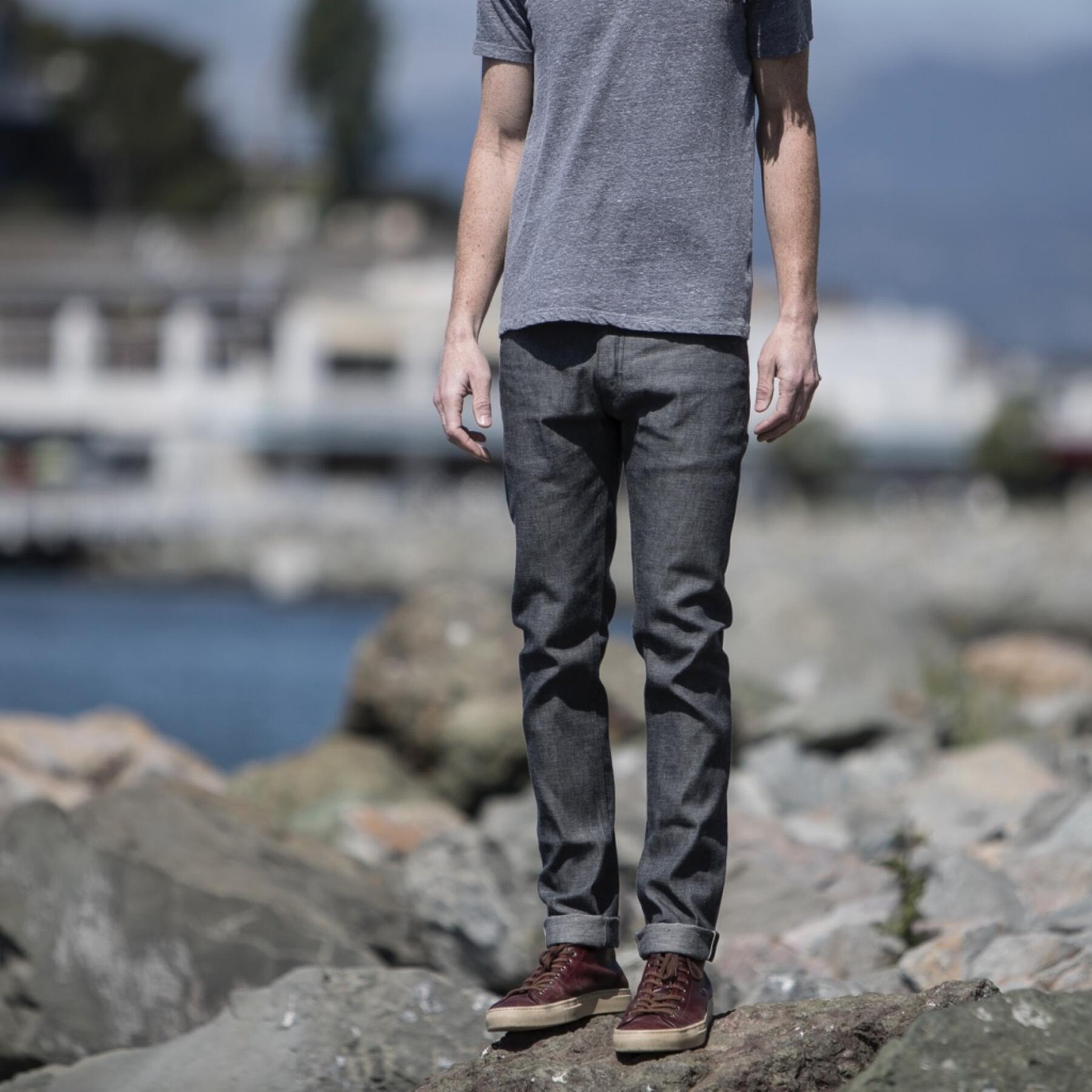 gustin #392 charcoal featherweight