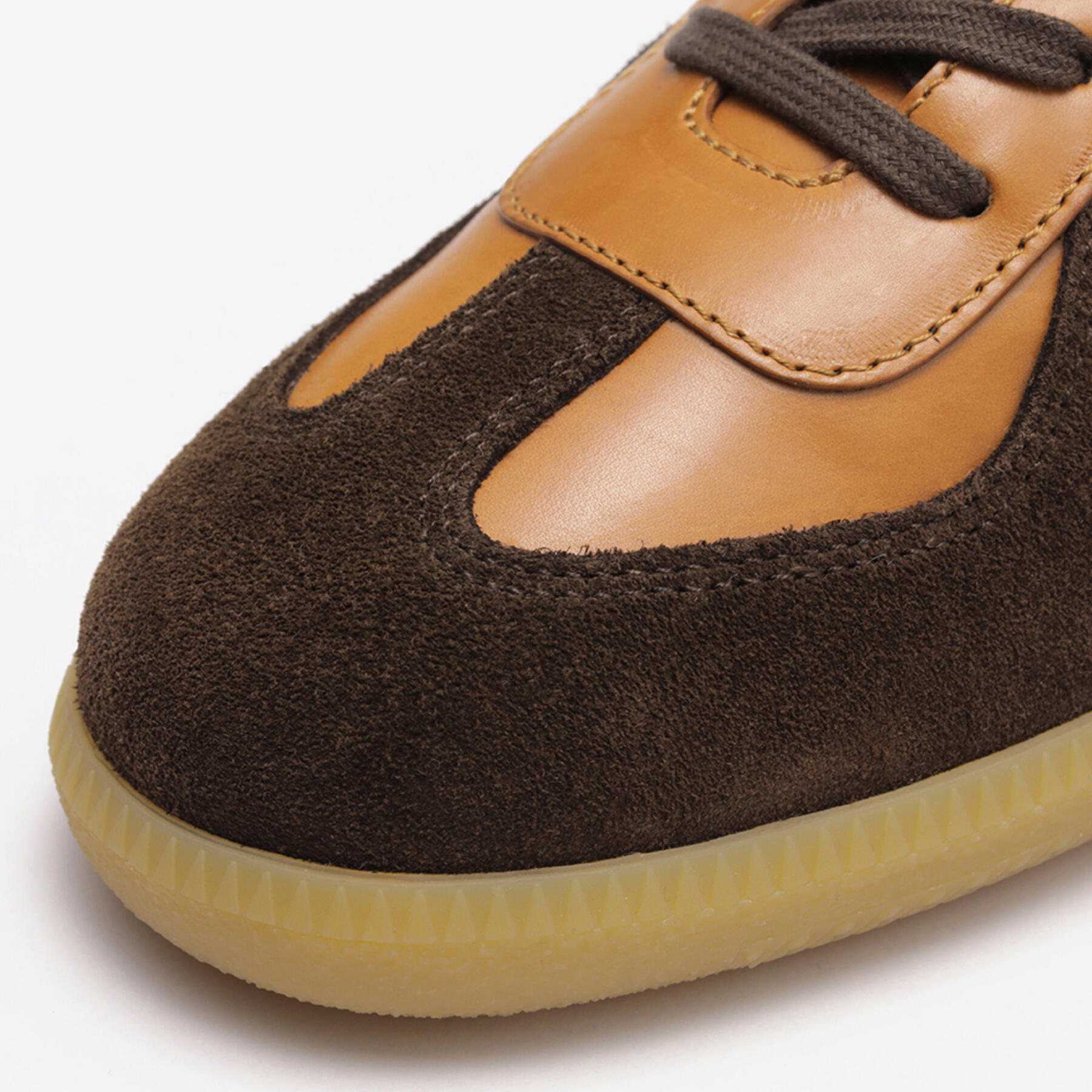 gustin army trainer - sienna