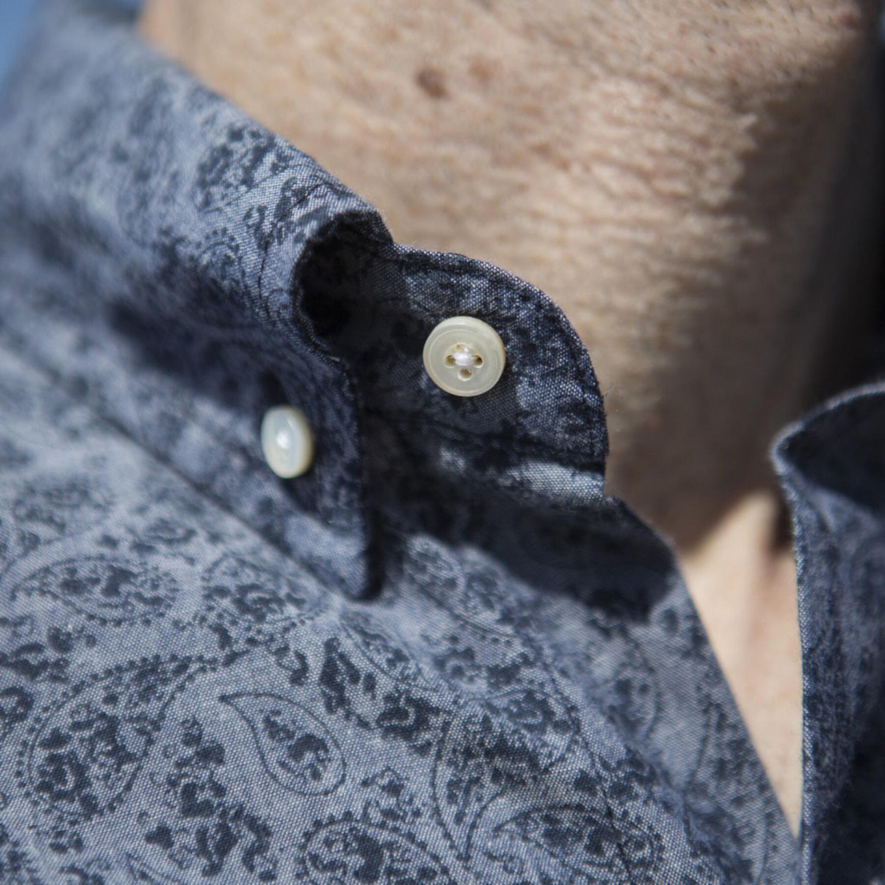 gustin #595 indigo paisley