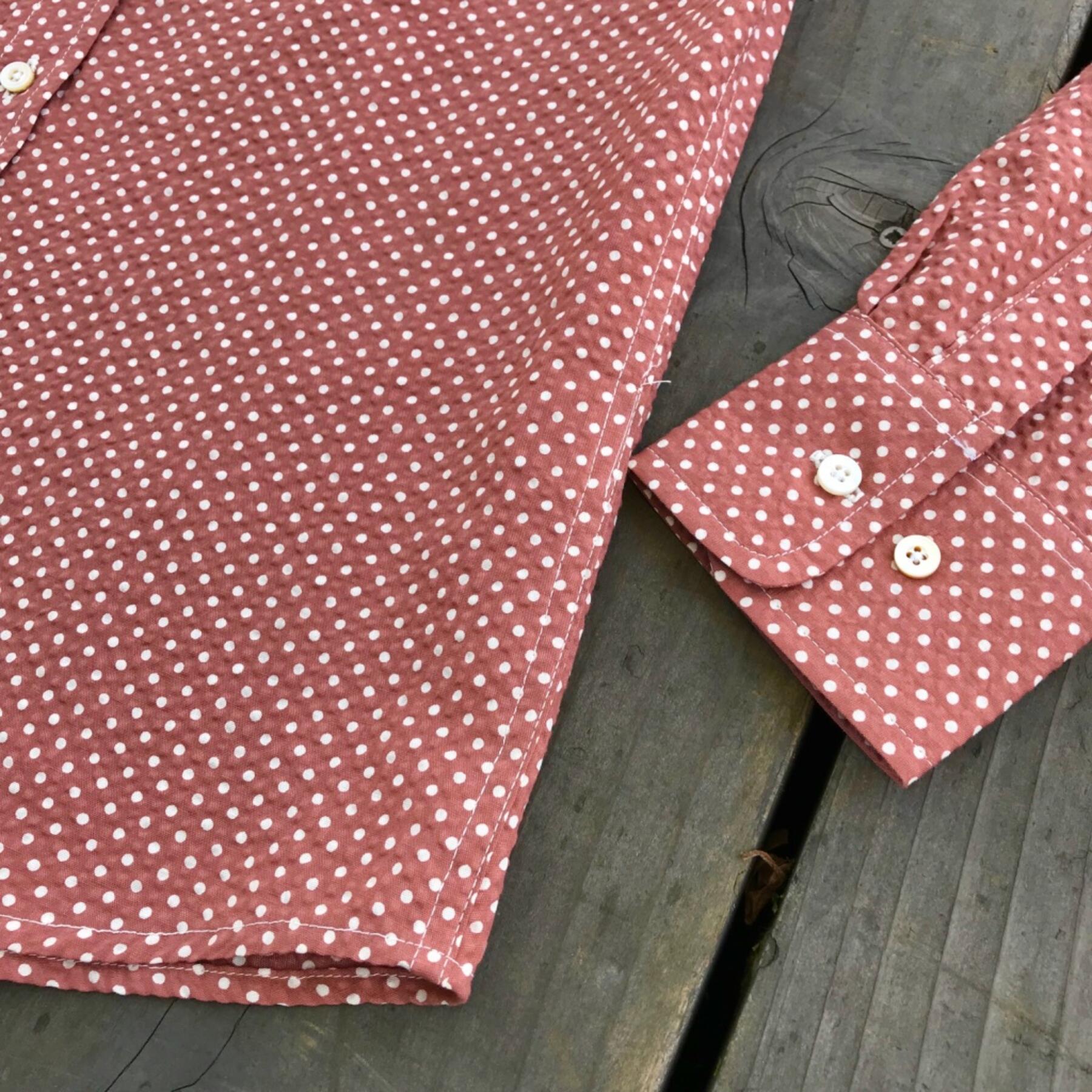 gustin #601 brick red dot seersucker
