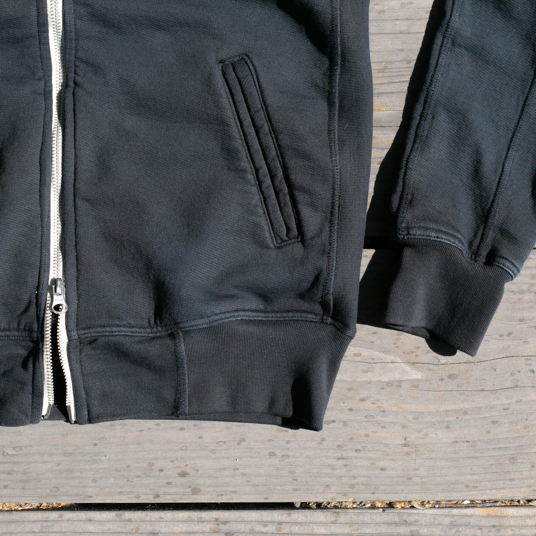 gustin varsity jacket - black