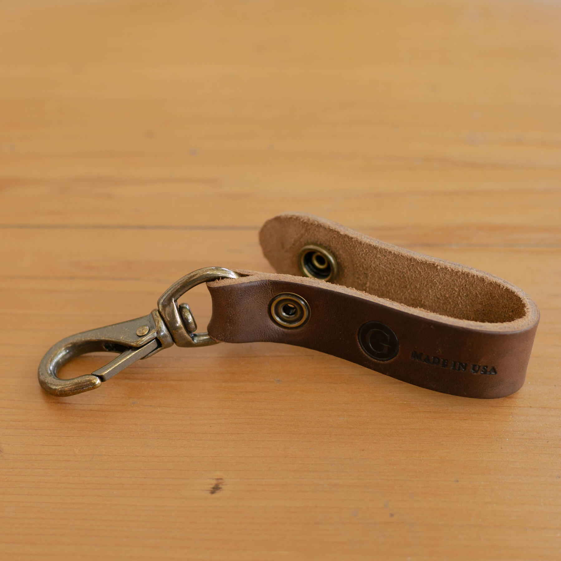 gustin swivel hook keychain - horween cxl brown