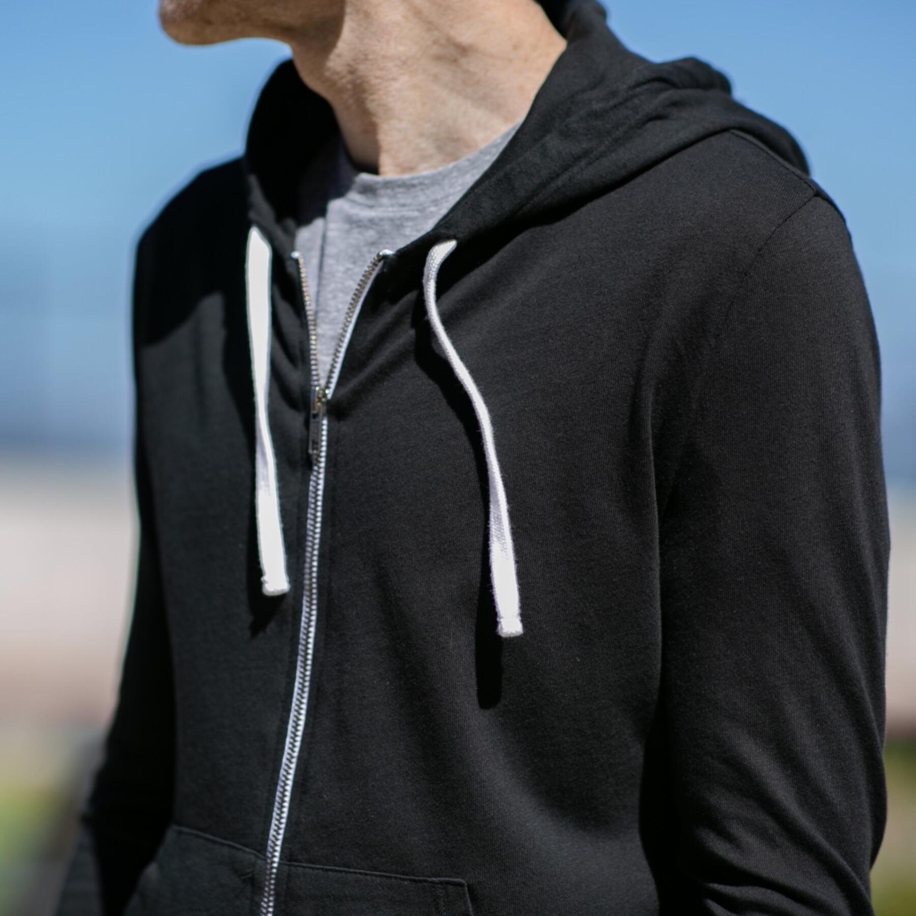 gustin superlight zip hoodie - black