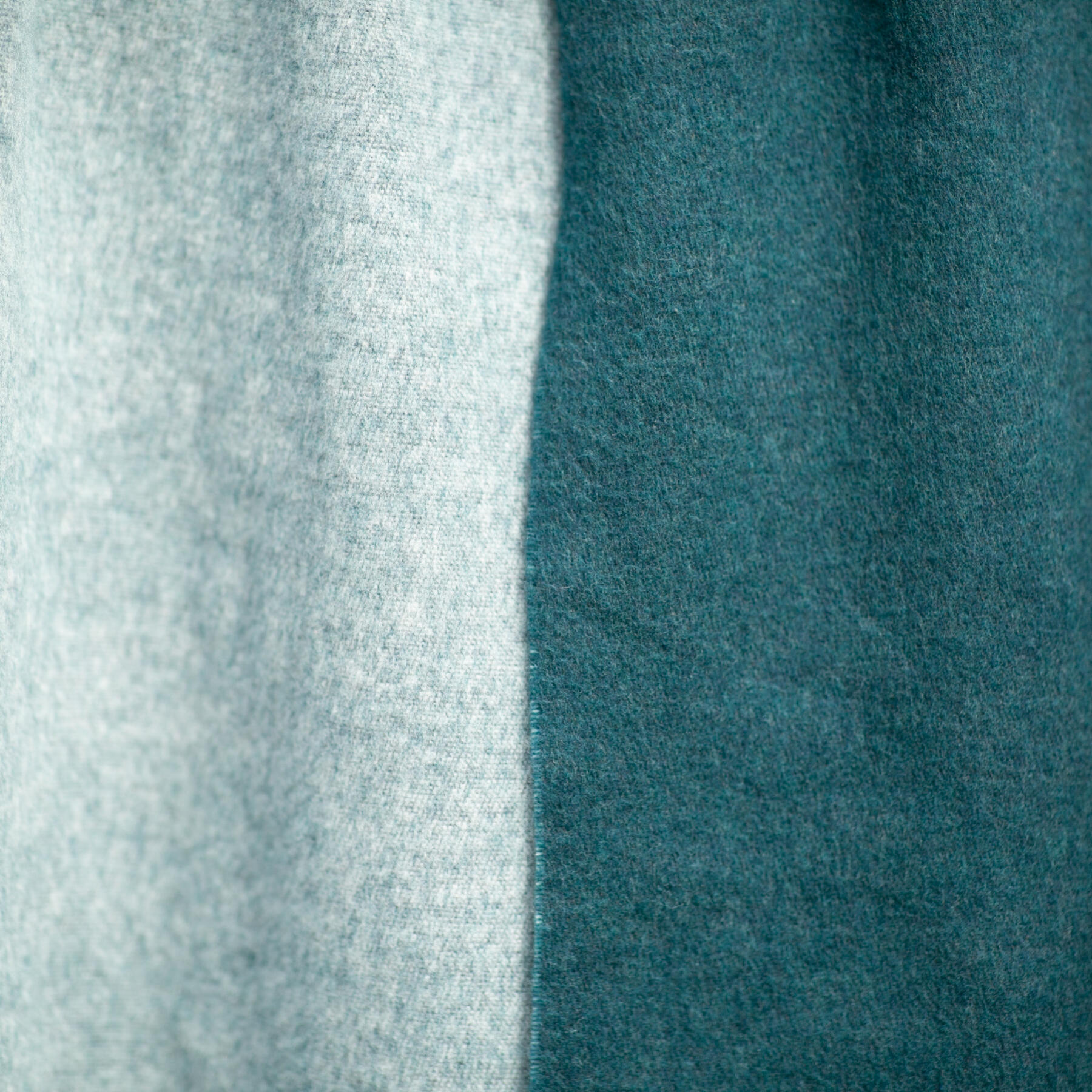 gustin japan two-tone wool scarf - sea blue