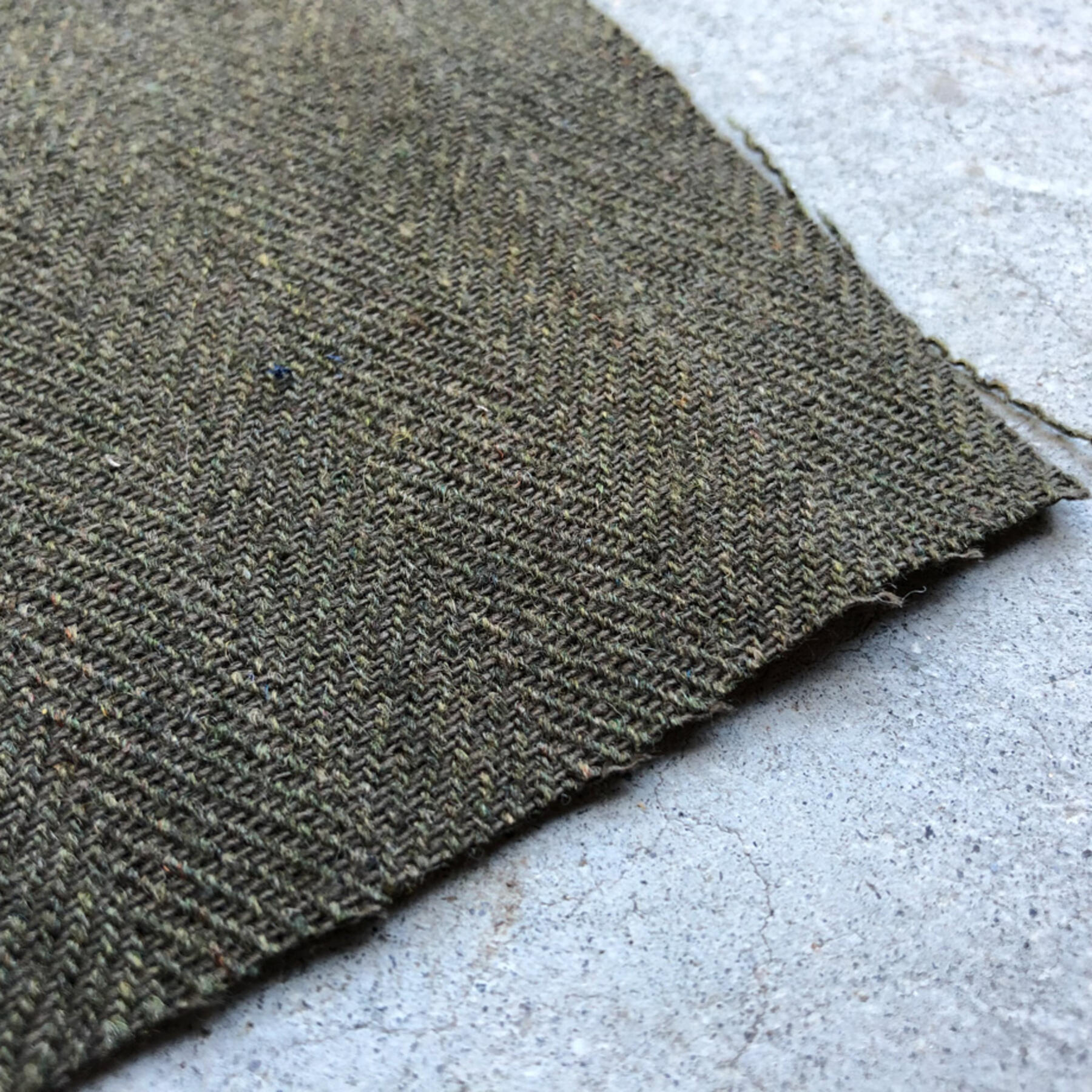 gustin #187 japan wool herringbone chinos - olive