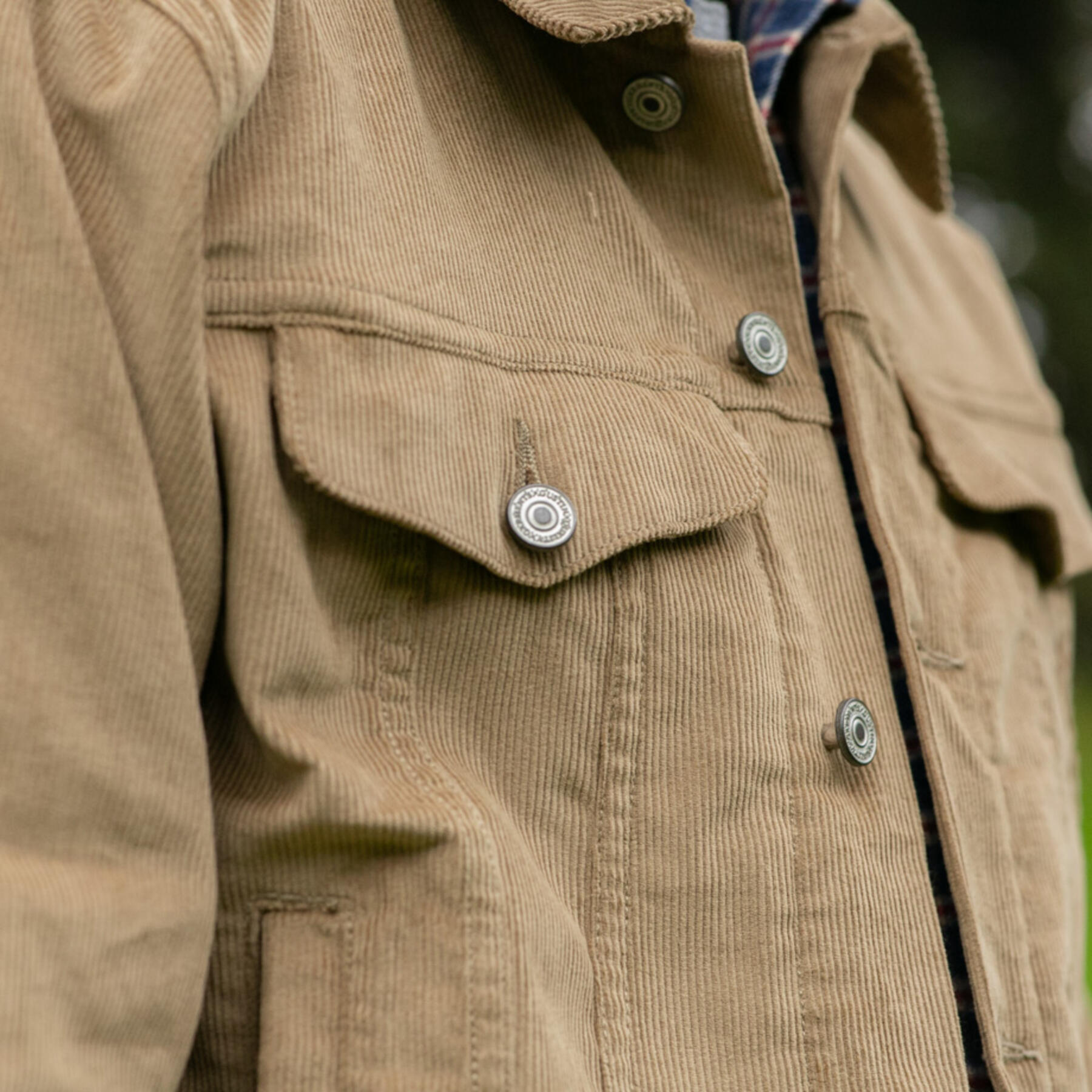 gustin corduroy trucker - sand