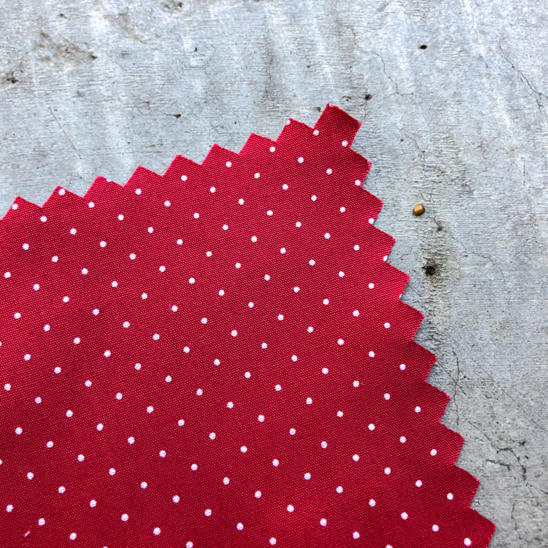 gustin #639 red polka dot poplin