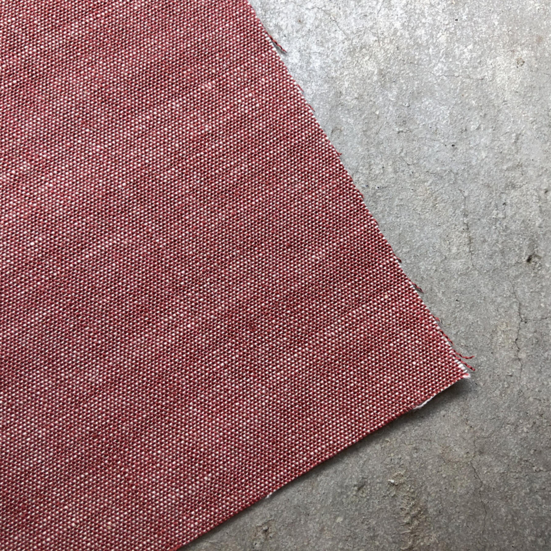 gustin #642 oxblood chambray