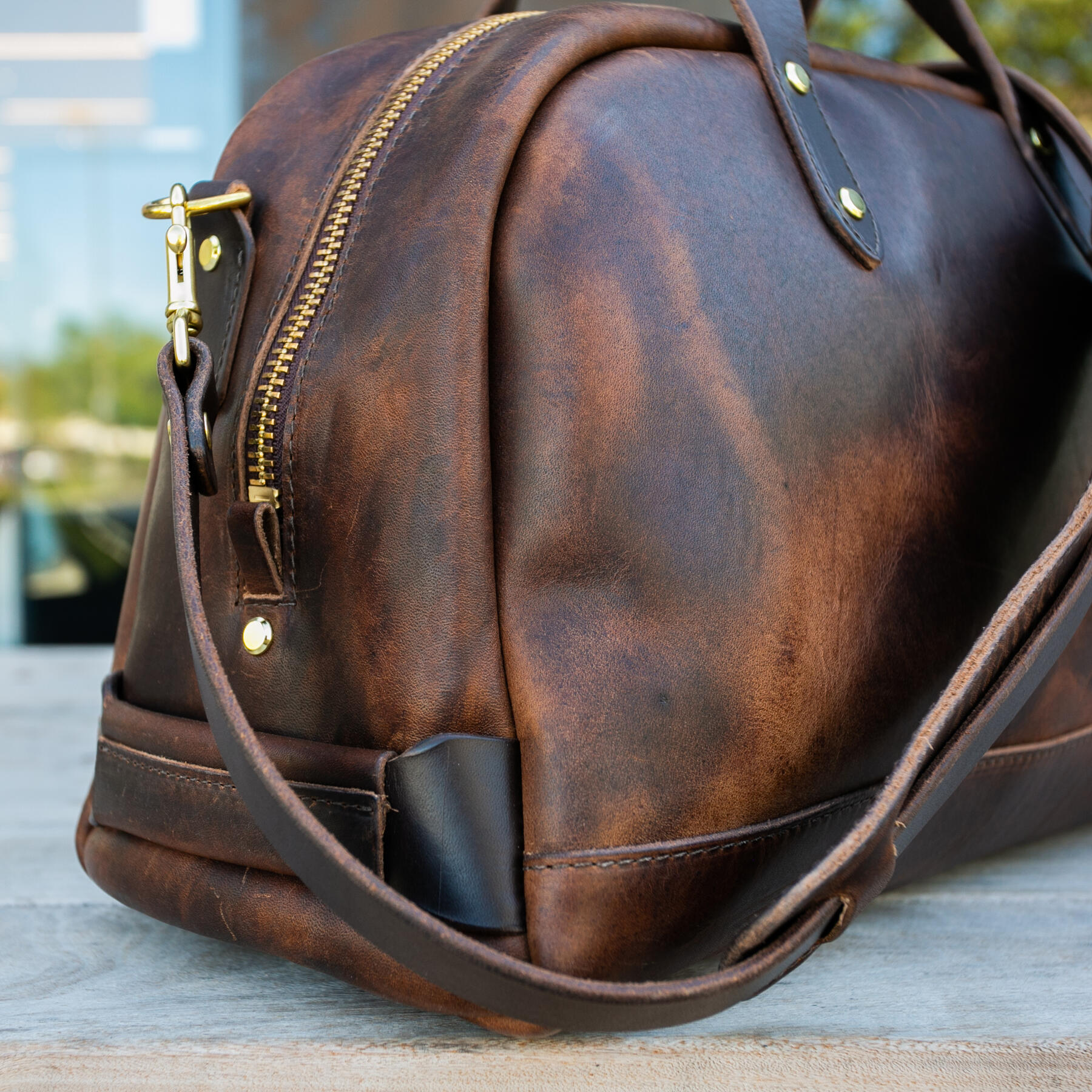 gustin the overnighter - horween nut brown dublin