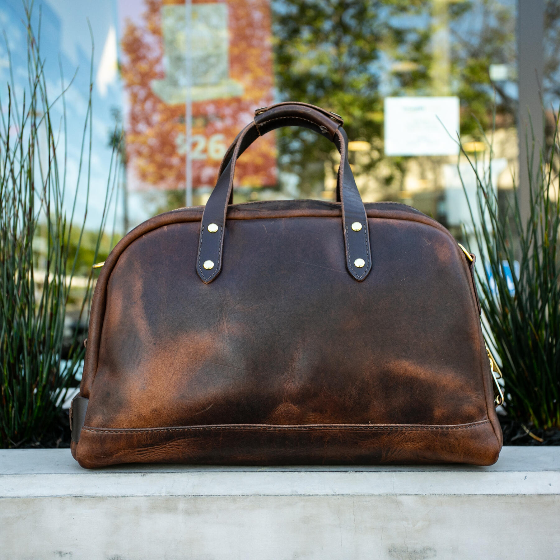 gustin the overnighter - horween nut brown dublin