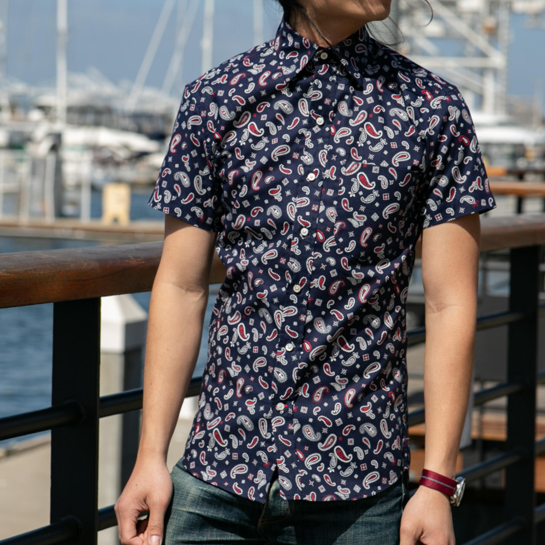 gustin #678 navy red paisley short sleeve shirt