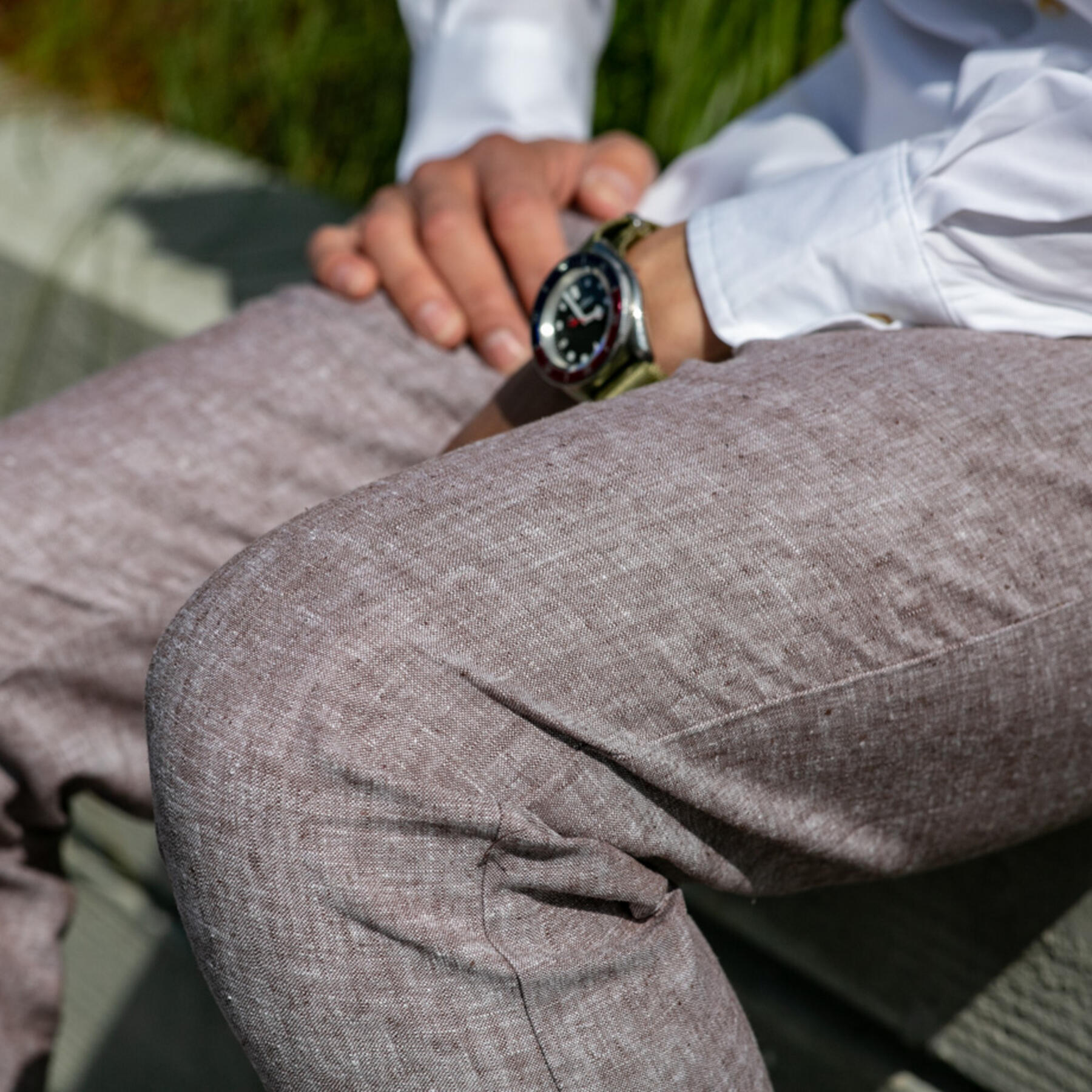 gustin #194 rust linen chambray chinos