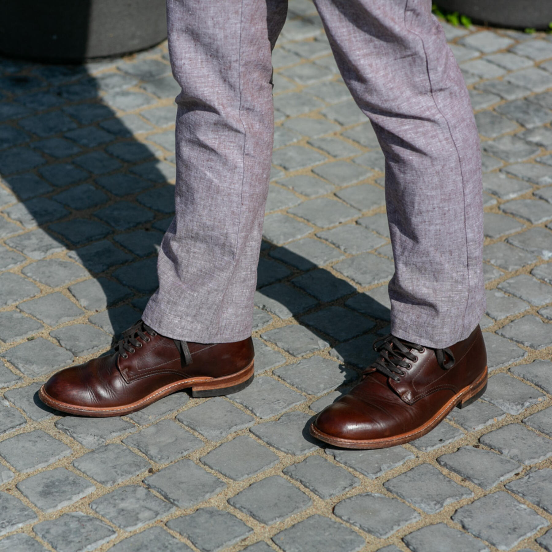 gustin #194 rust linen chambray chinos