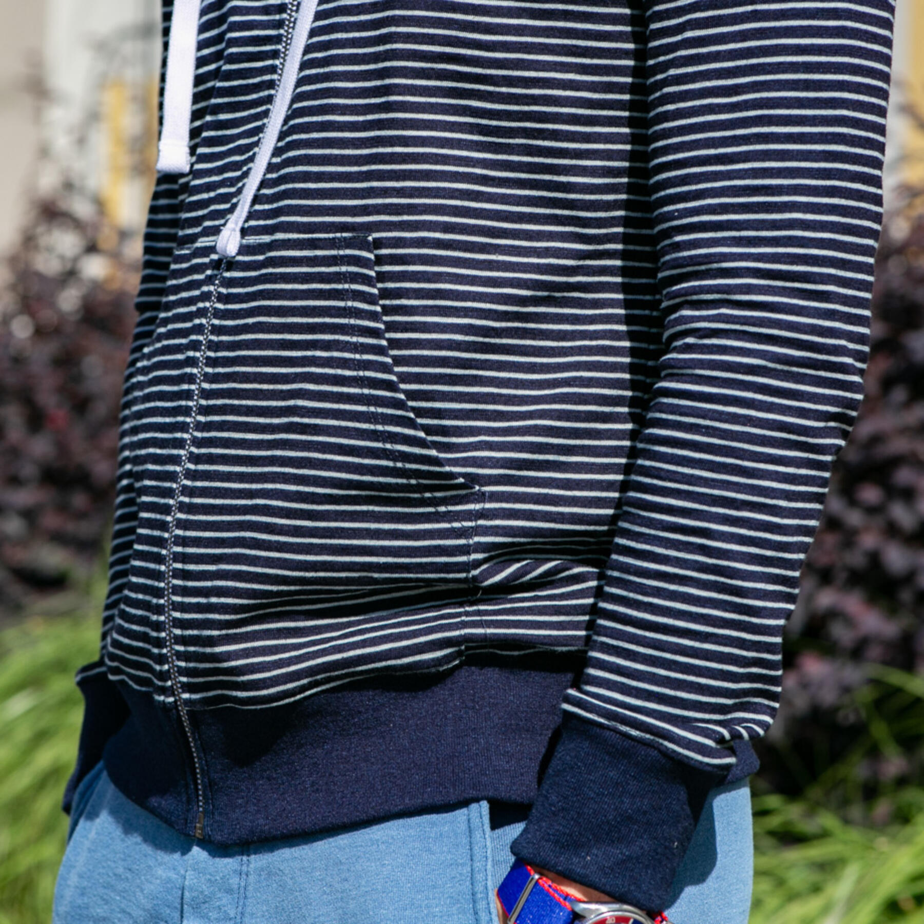 gustin indigo stripe superlight zip hoodie - dark