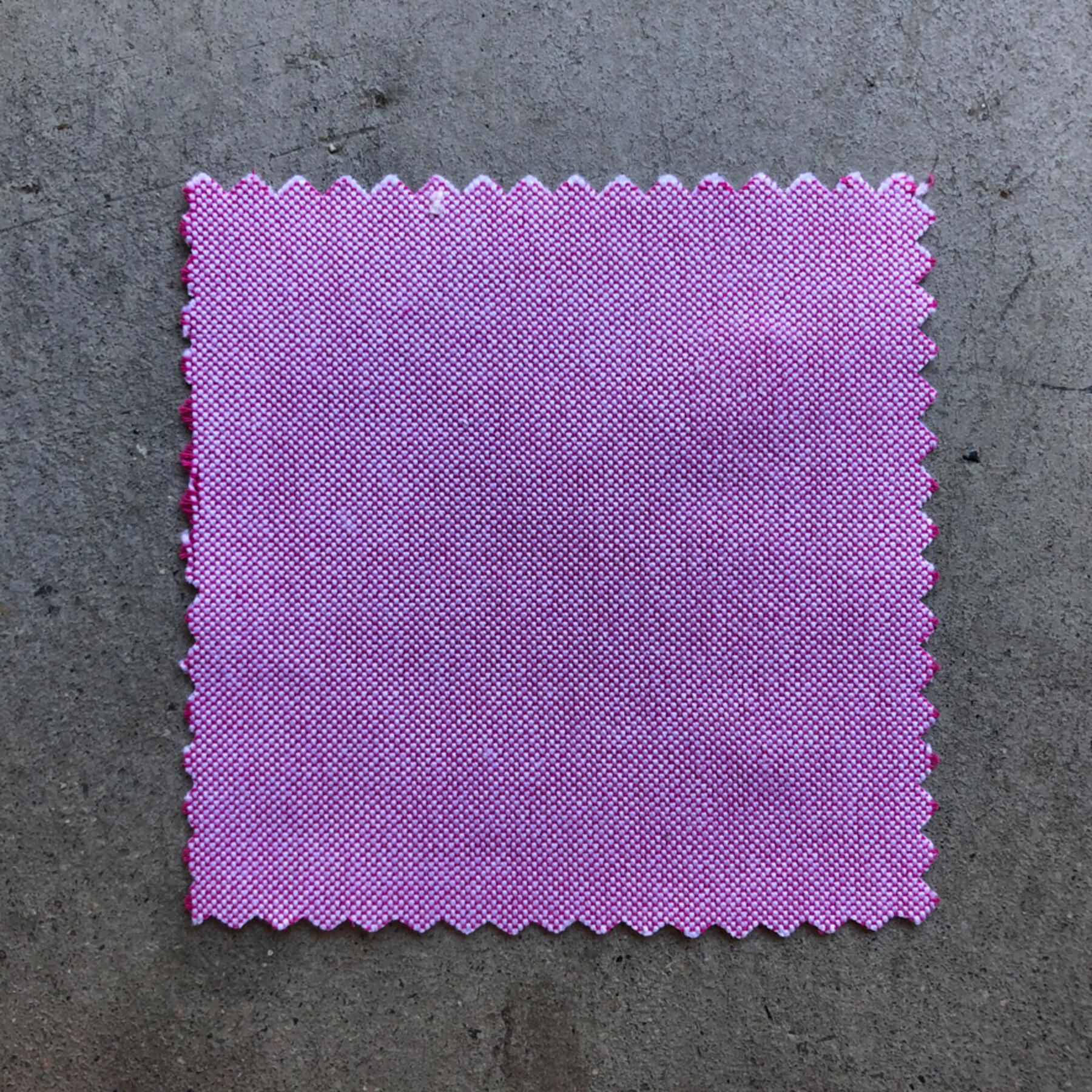 gustin #672 raspberry oxford