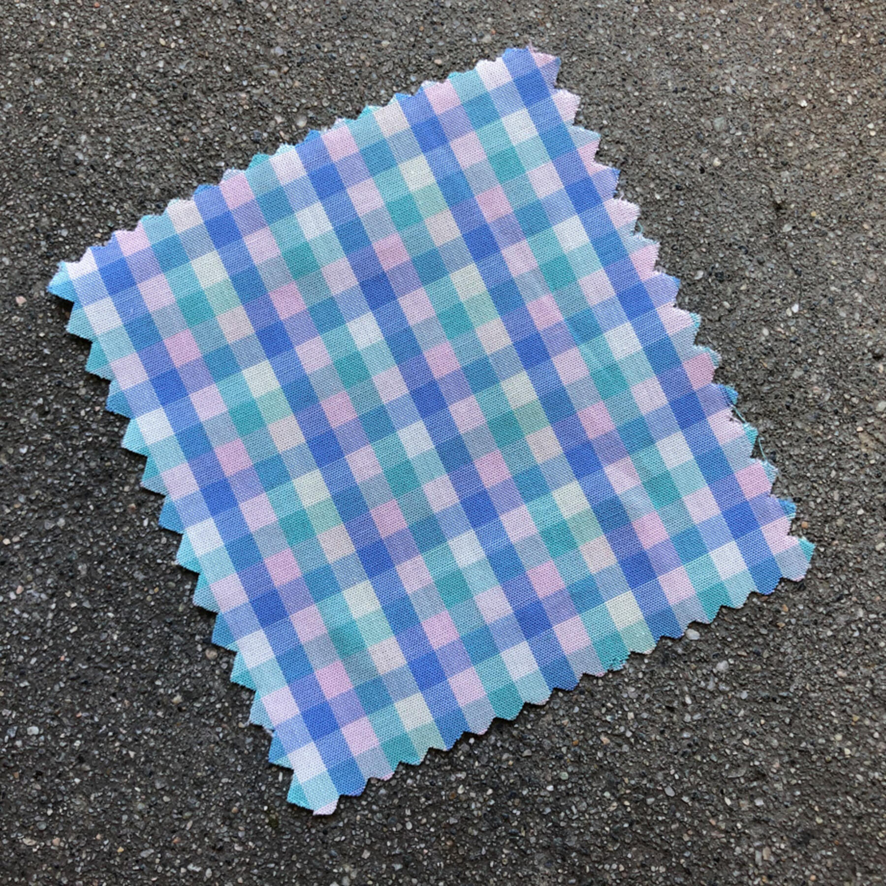 gustin #675 pastel gingham