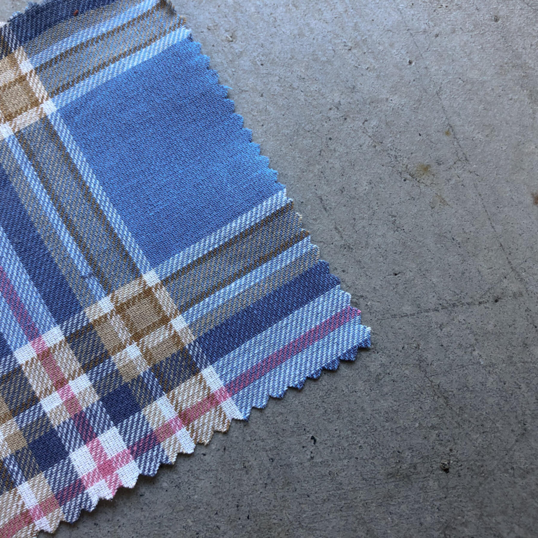 gustin #680 vintage linen plaid - blue