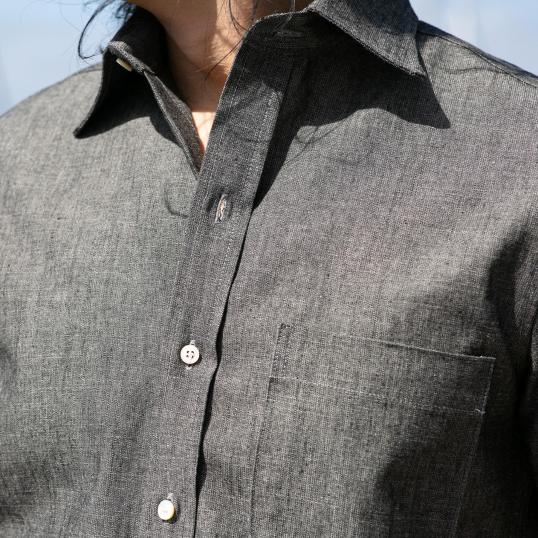 gustin #690 black chambray short sleeve shirt