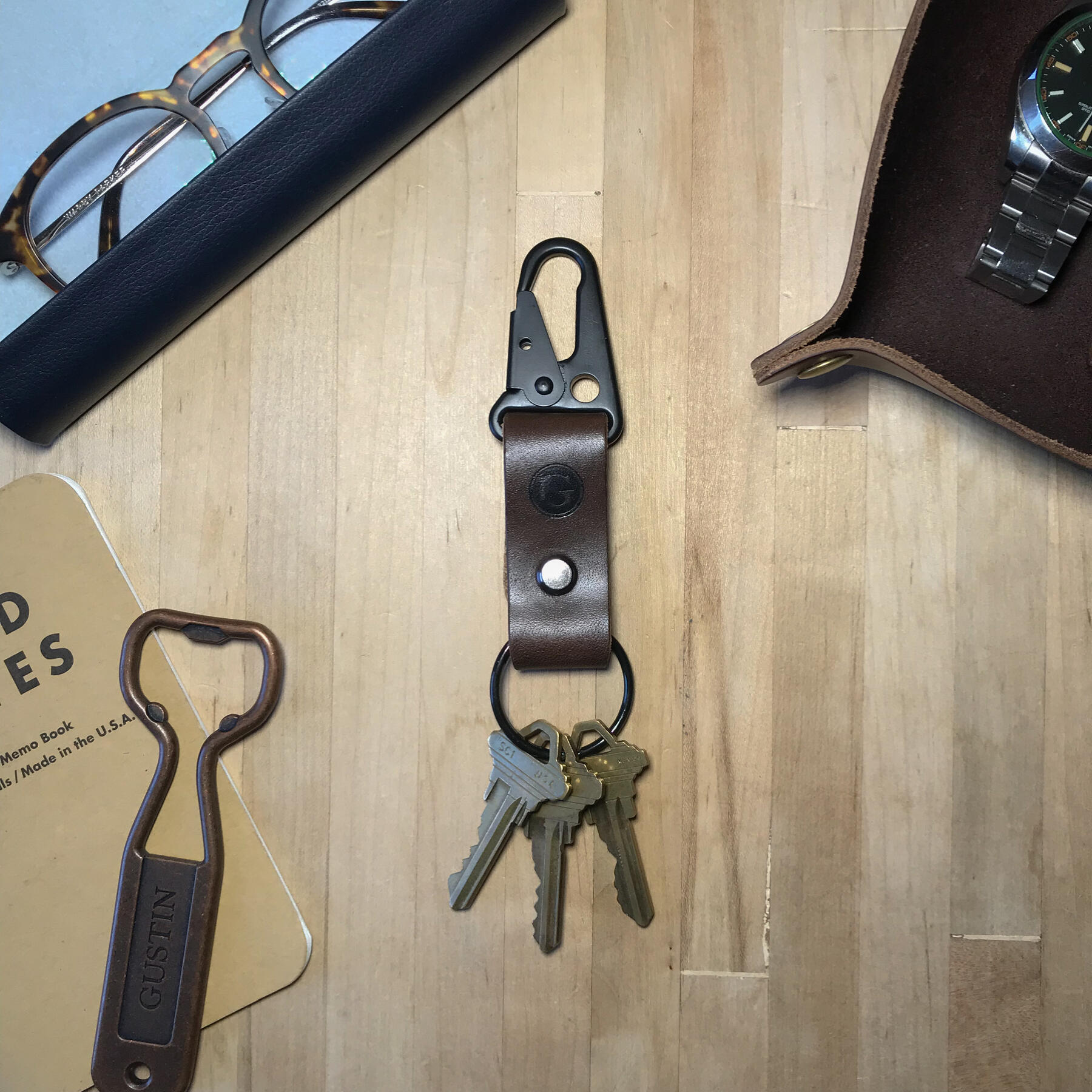 gustin military key clip - horween cxl brown