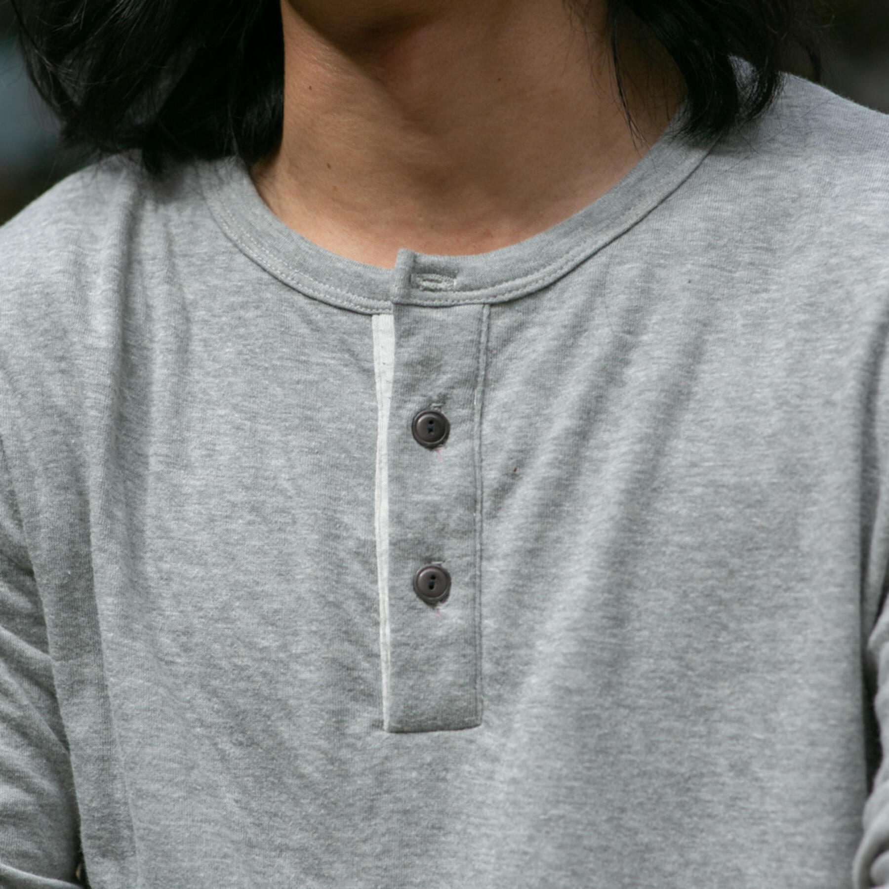 gustin double knit henley - heather grey