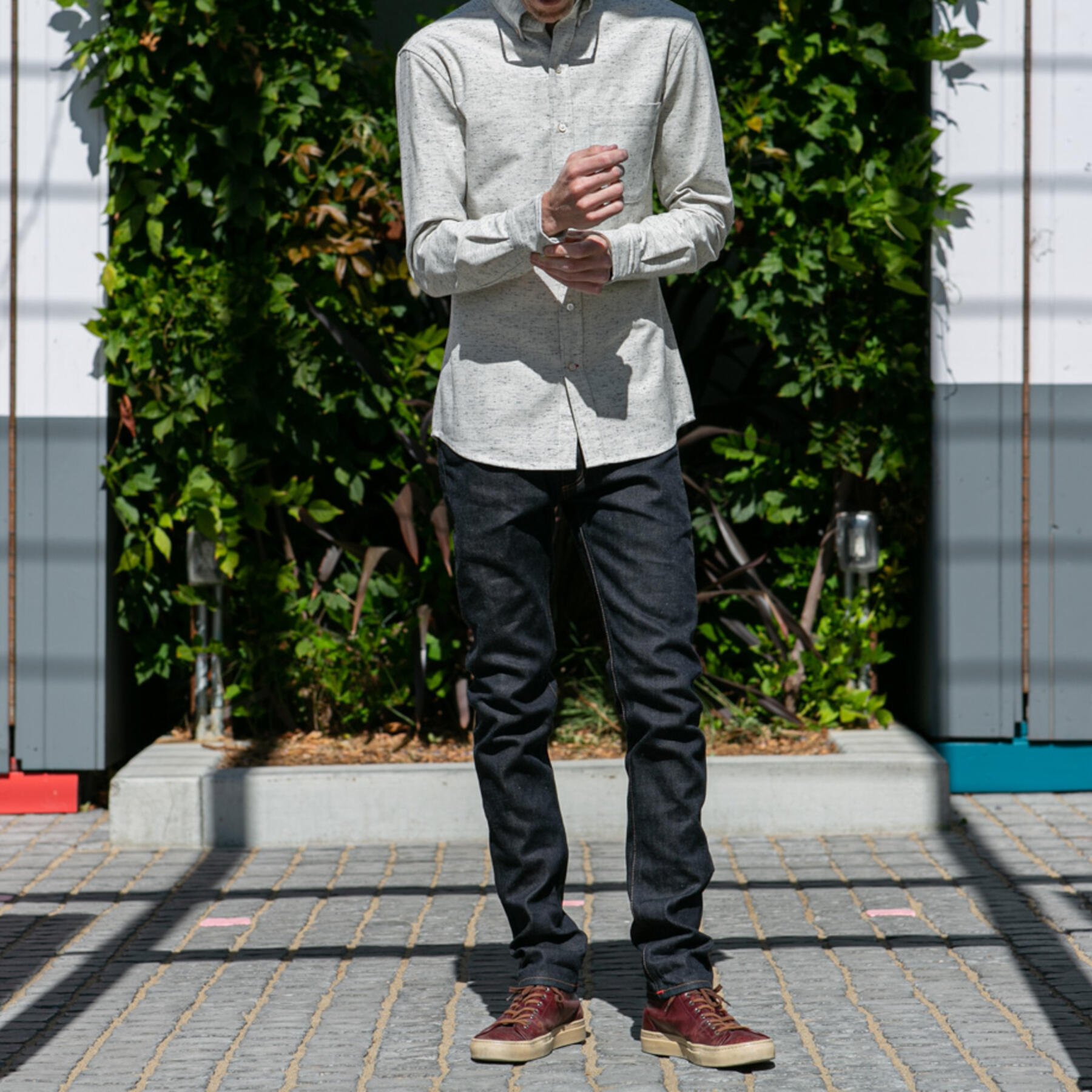 gustin #635 black neps natural chambray