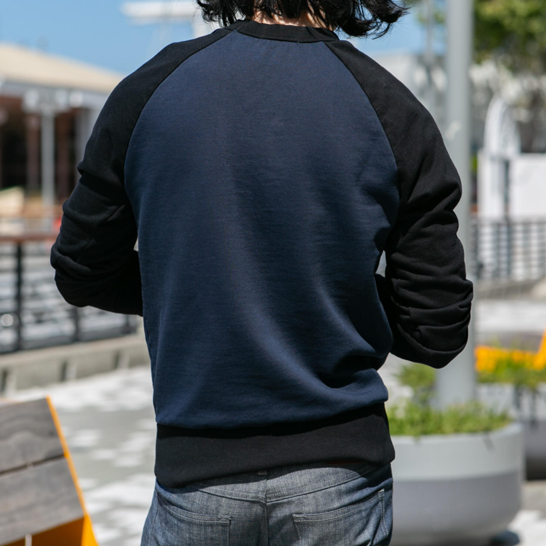 gustin contrast color sweatshirt - navy black